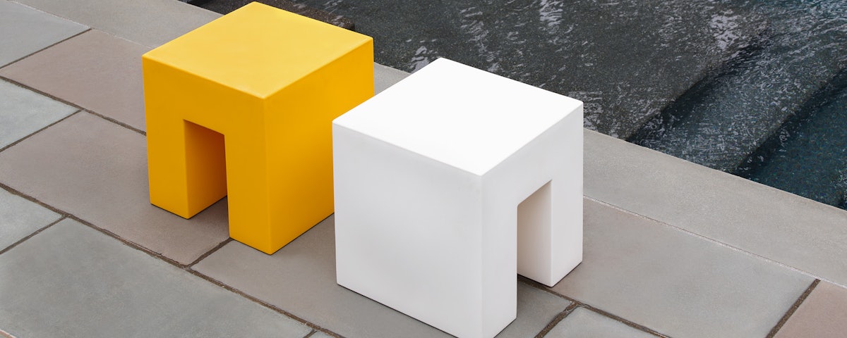 Vignelli Cubes on bluestone in a poolside setting