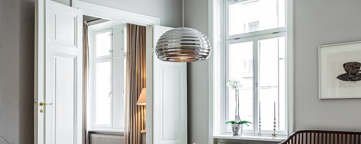 Splugen Brau Pendant in a dining room setting