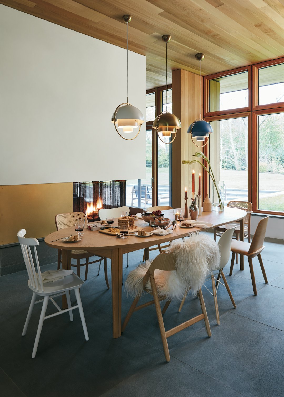 Gala Extension Table Four Leaves with mixed chairs