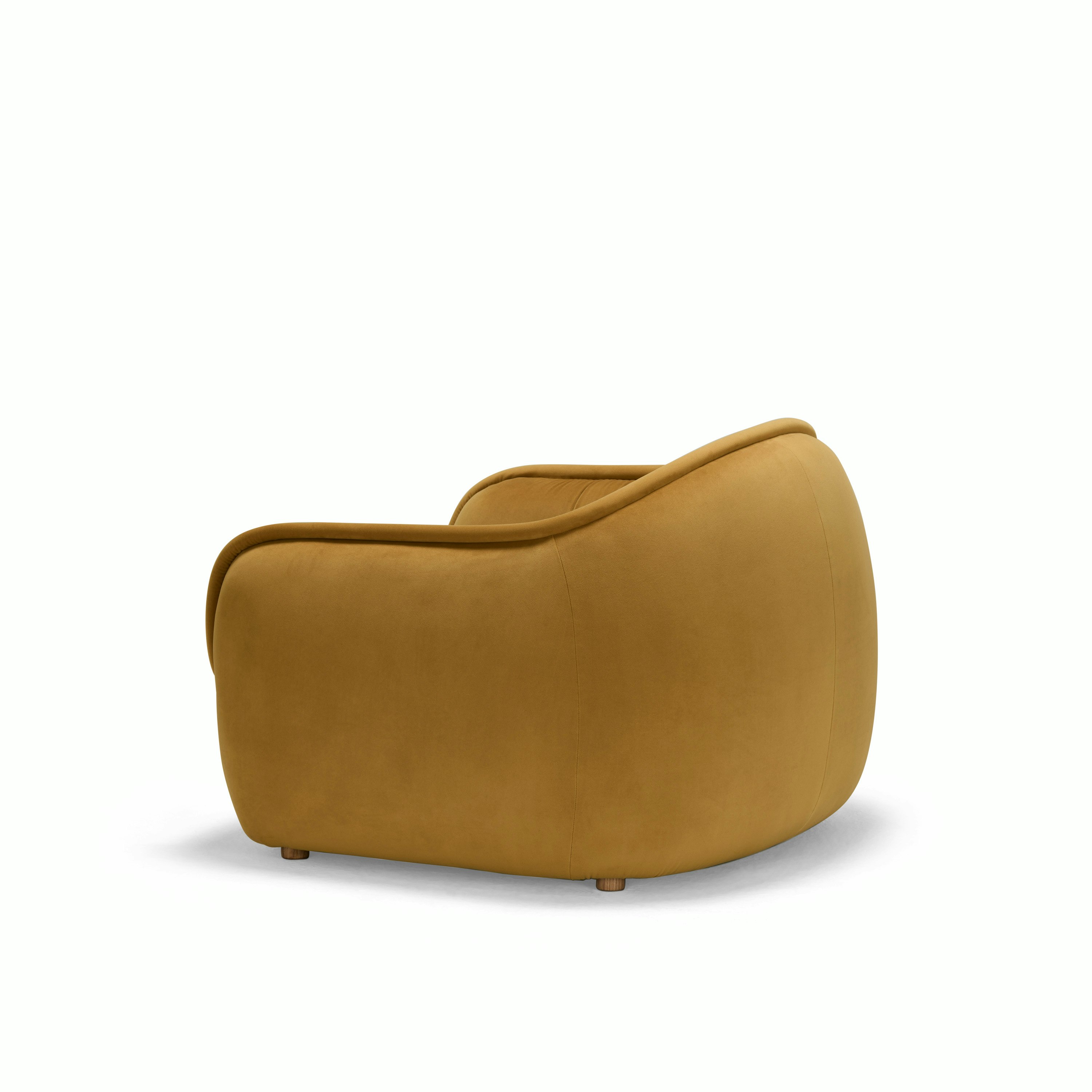 Tubo Chair in Malibu Almond