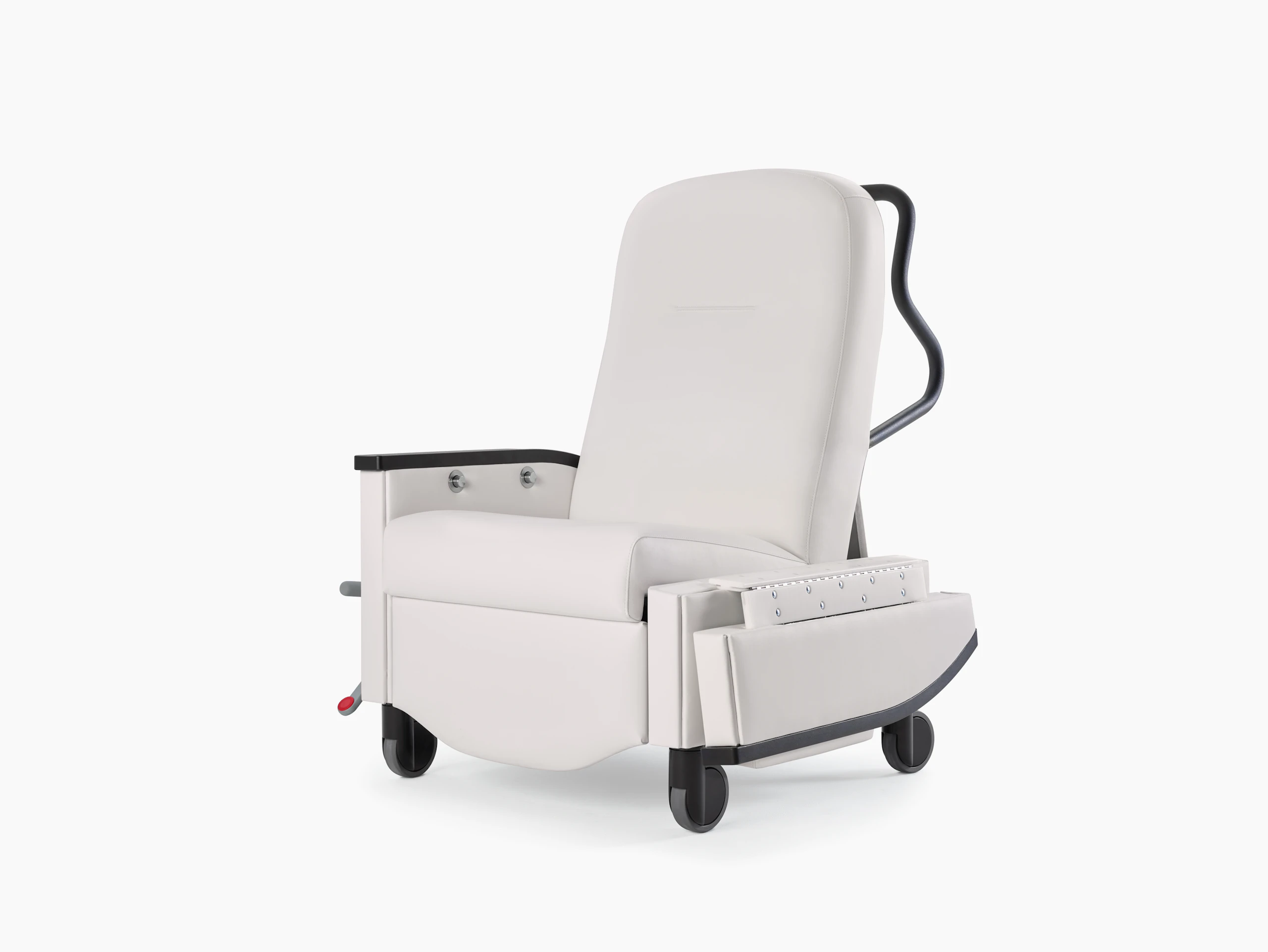 Pristo Recliner on whitesweep.