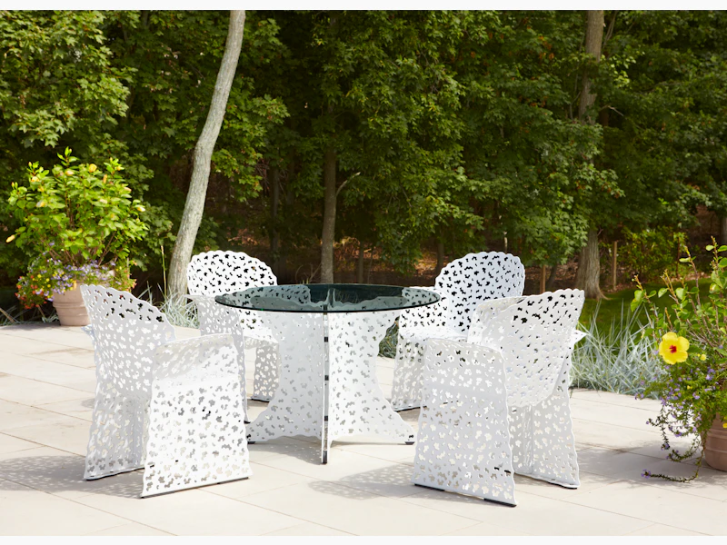 Knoll Topiary Dining Collection by Richard Schultz
