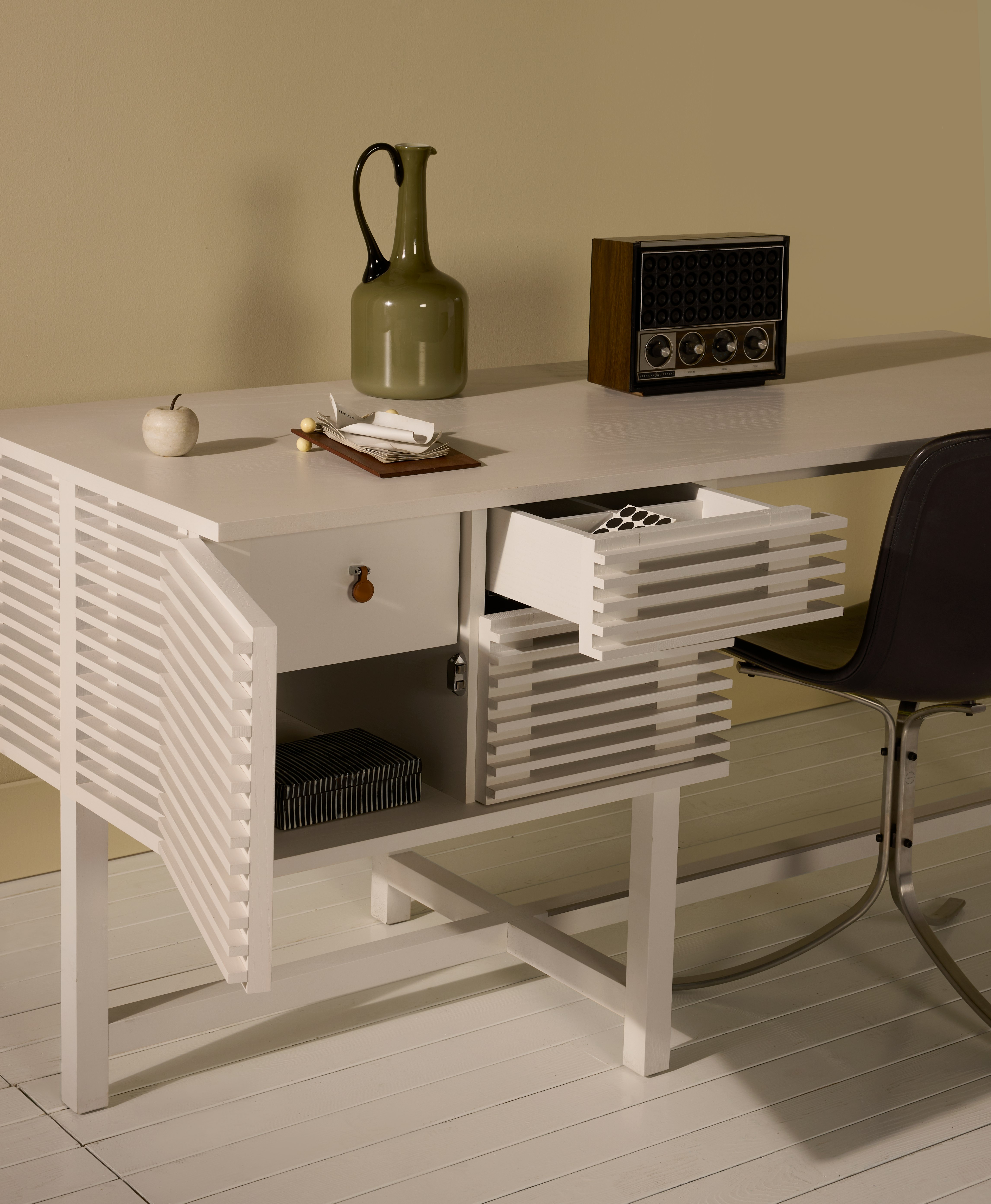 Line Storage Desk