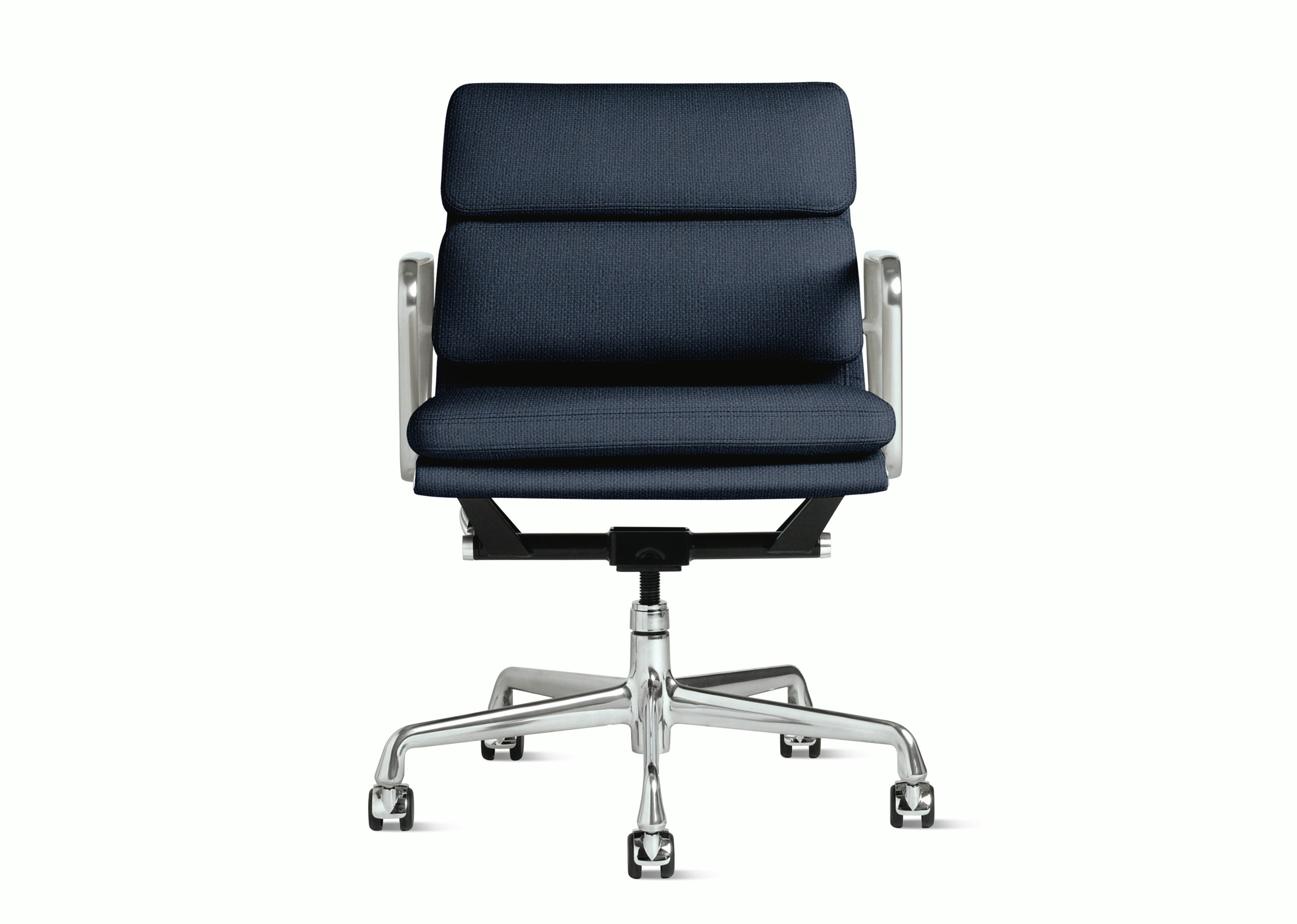 Eames Soft Pad Chair - Management Height