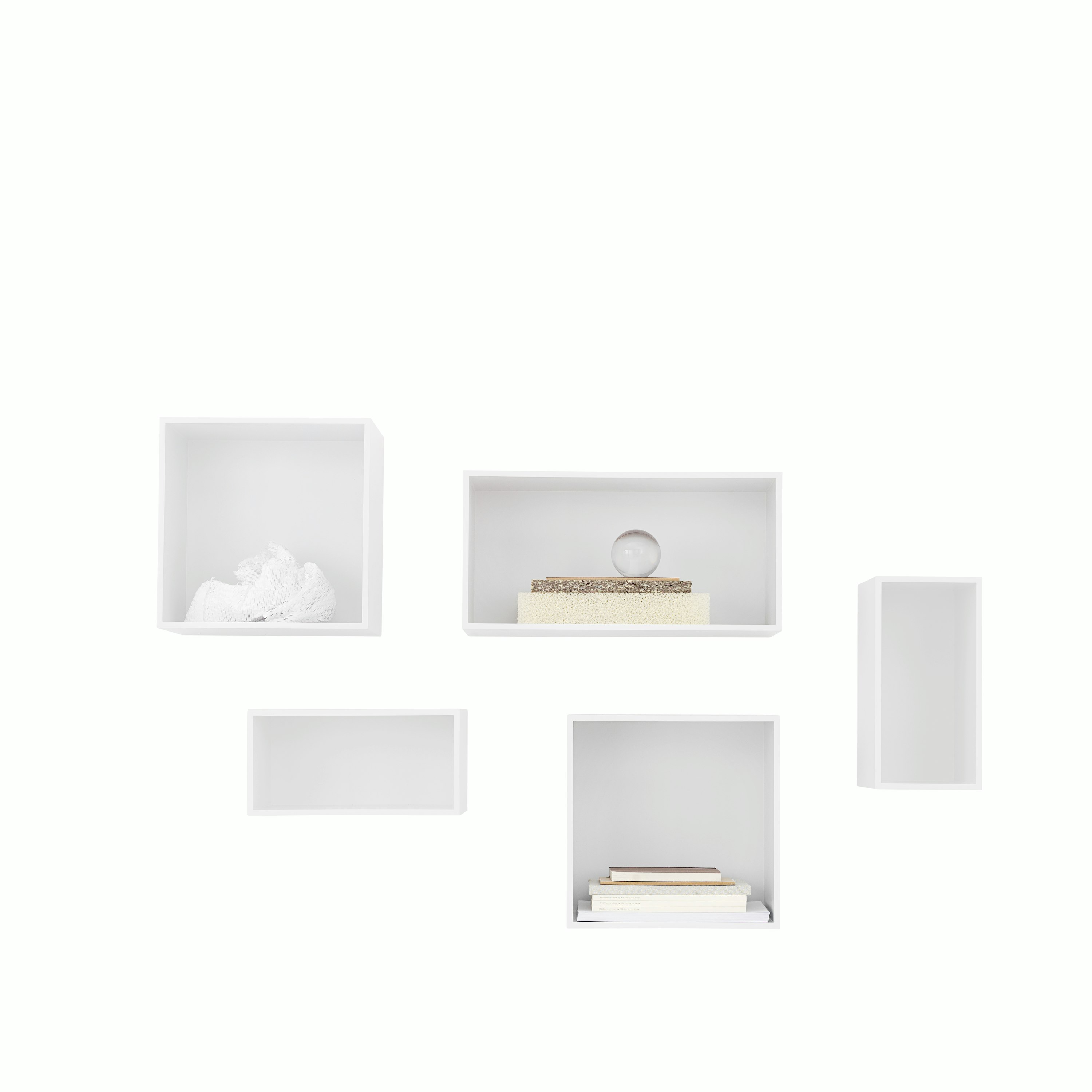 Mini stacked solution 1 white styling Muuto 5000x4999 hi res