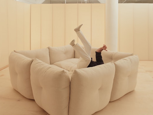 Perron Pillo Sofa 