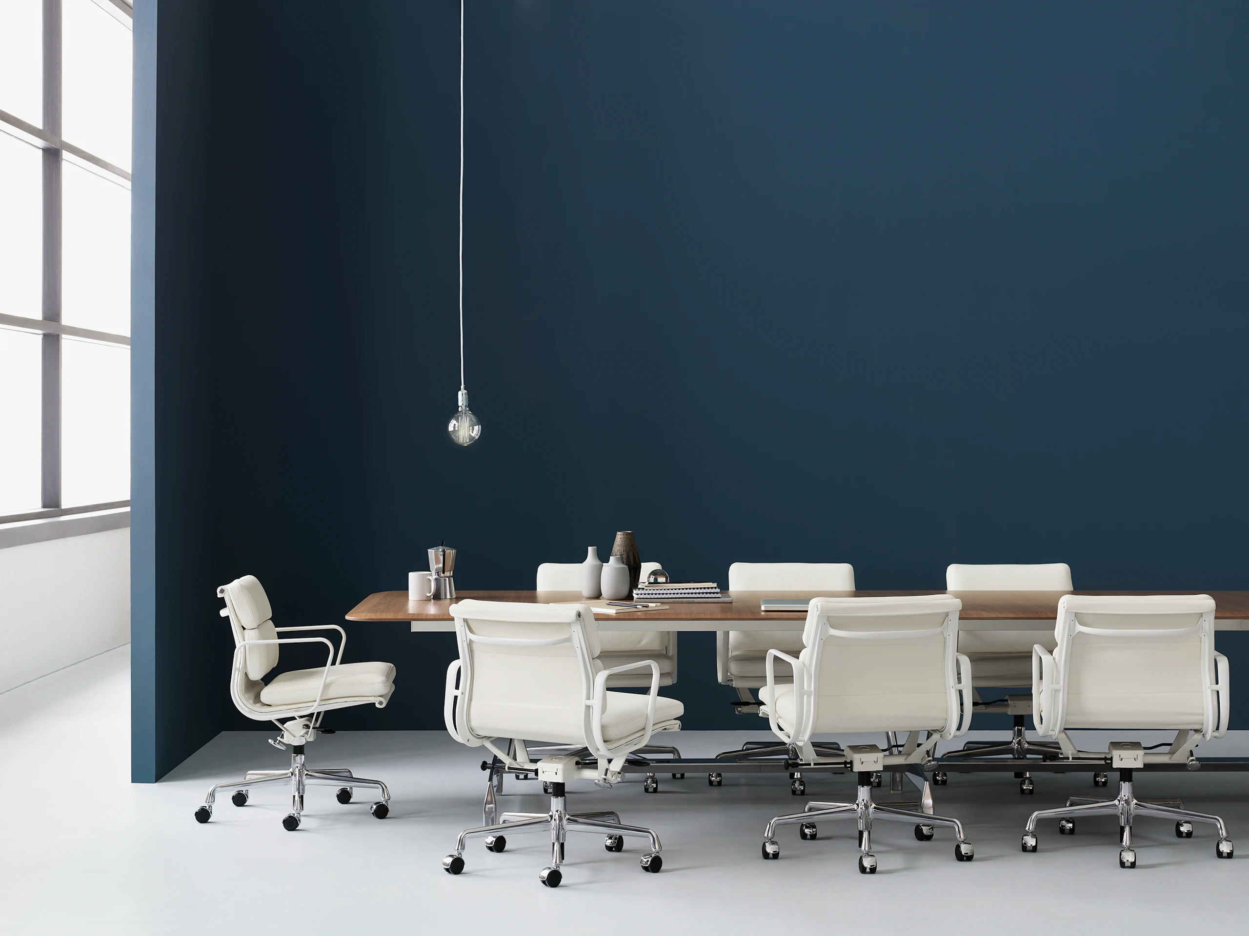Eames Soft Pad Management Chairs with AGL Table