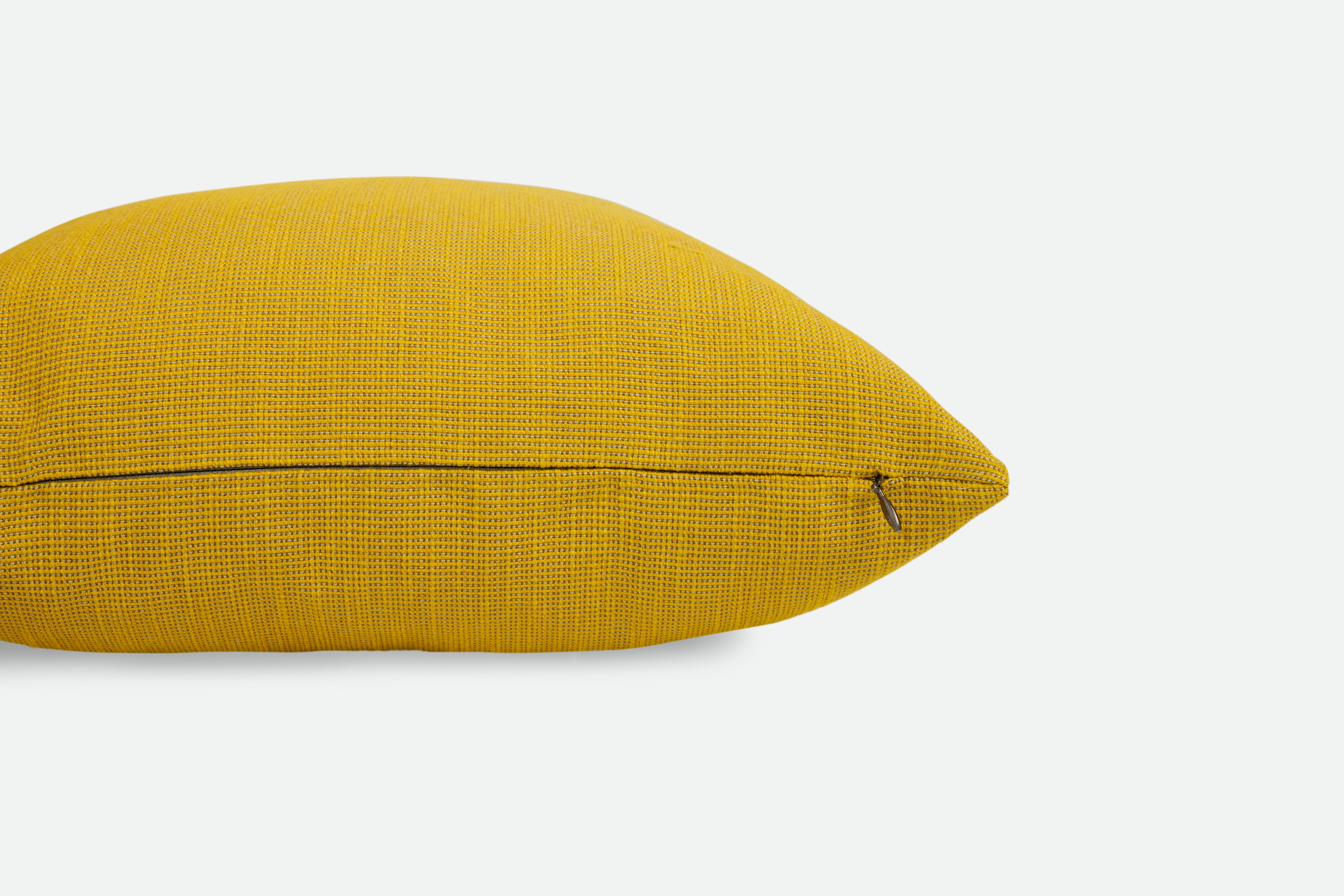 Ribbed Weave Outdoor Pillow