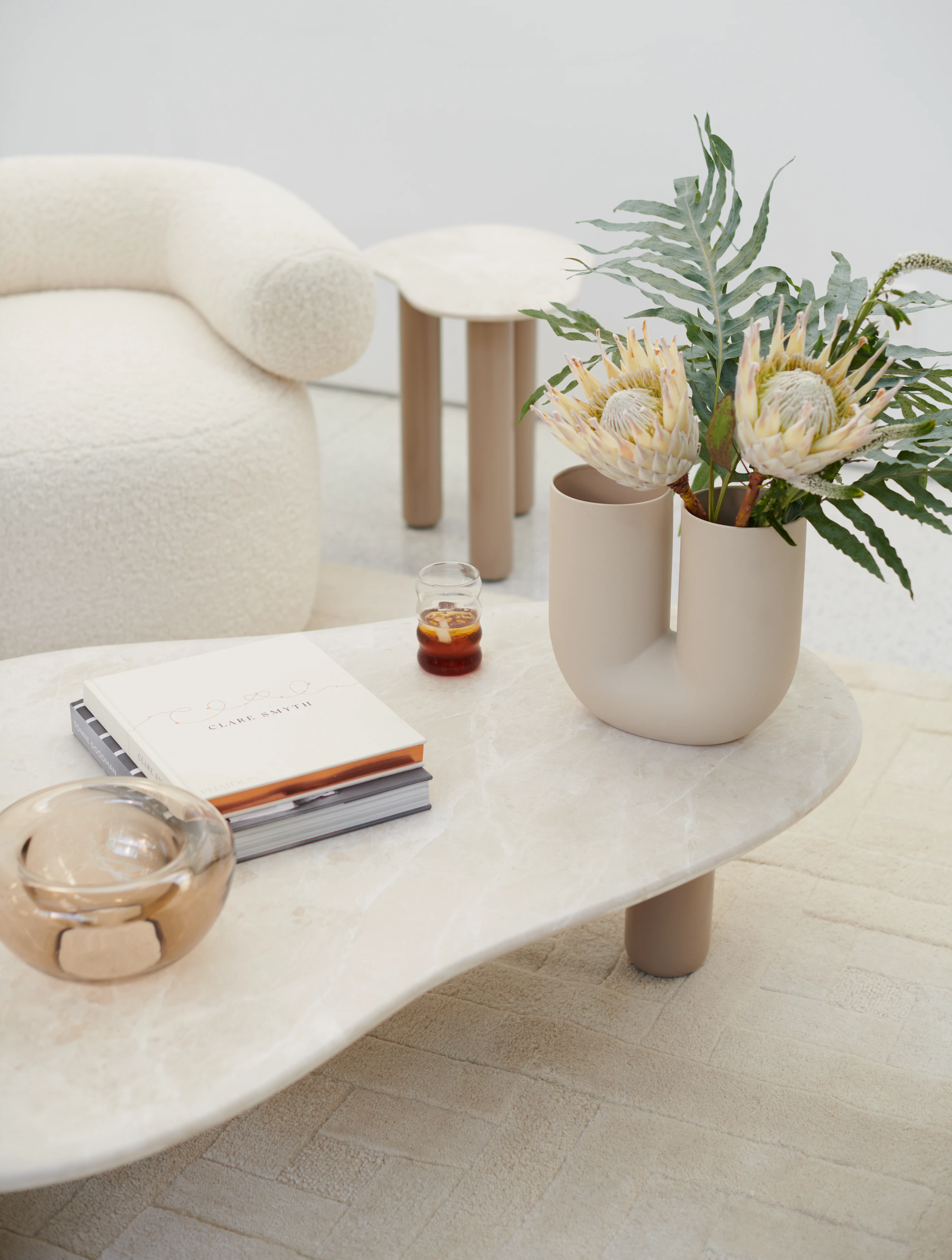 Piscina Coffee Table