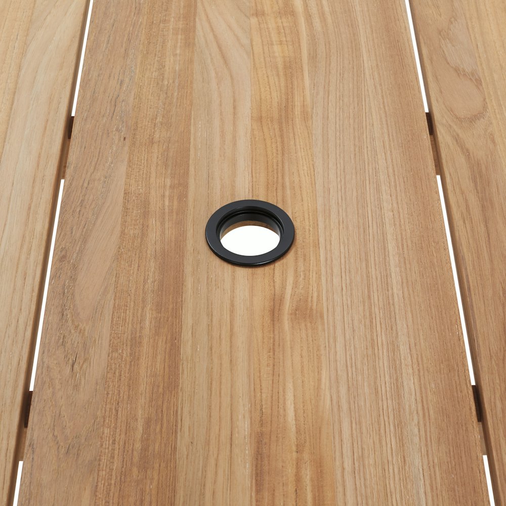 Terassi Dining Table