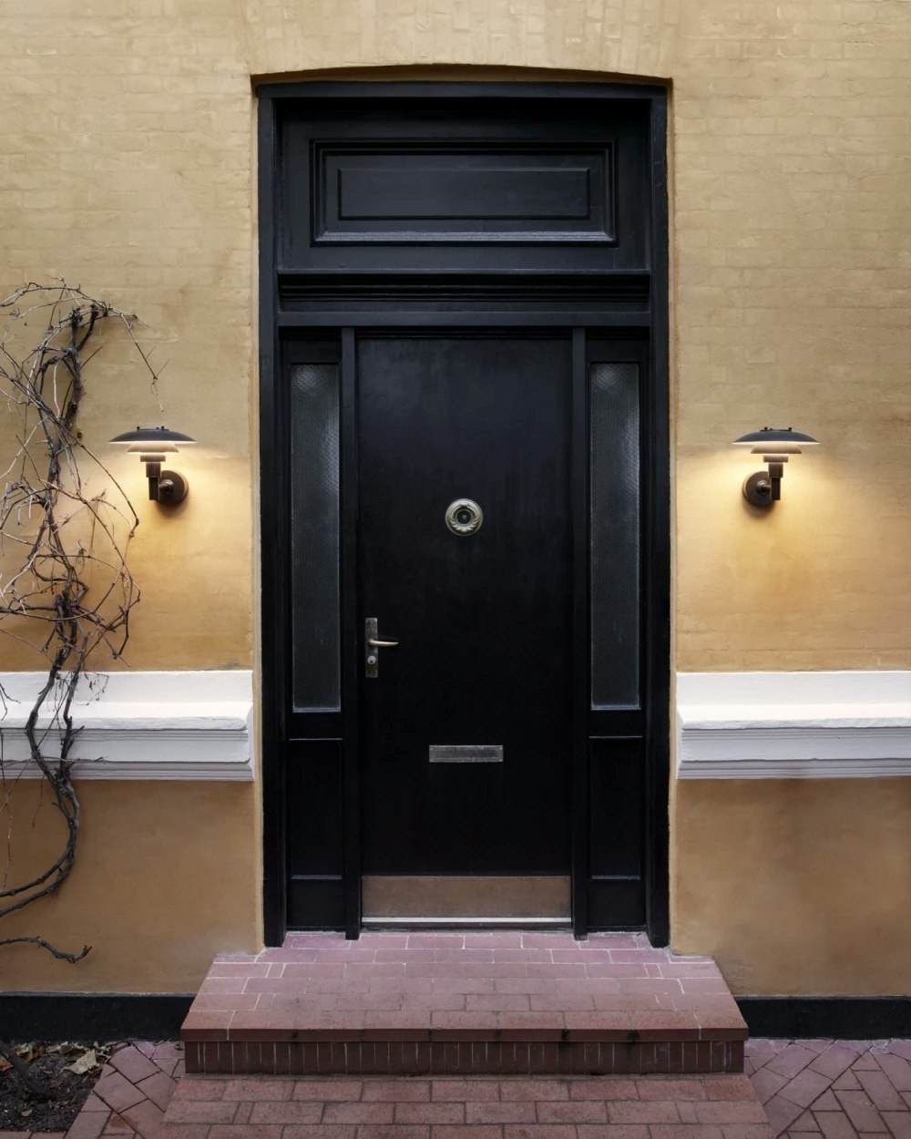 PH 3-2 1/2 Outdoor Wall Sconce