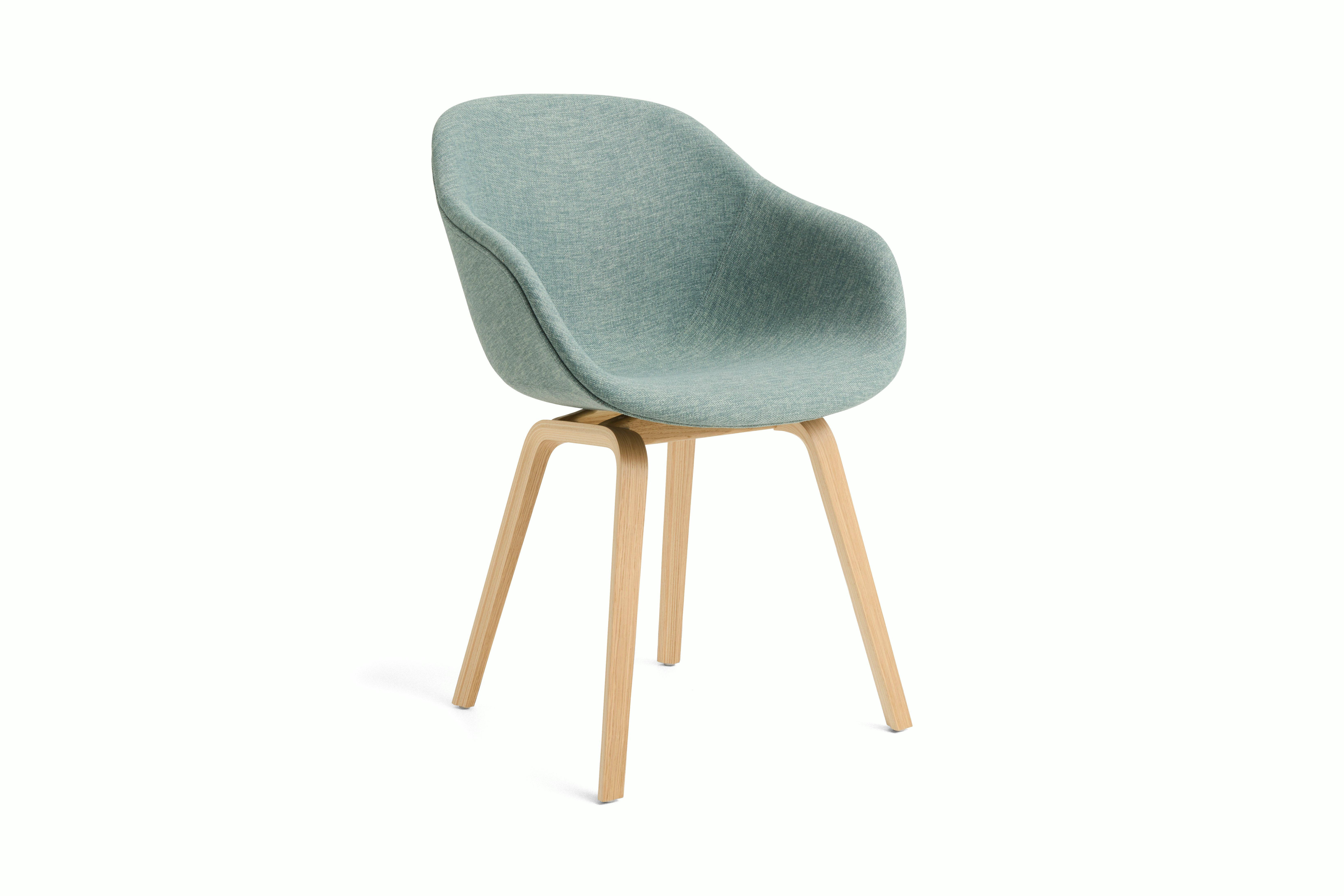 AAC 223, in Metaphor 22, with lacquered oak base, viewed from an angle