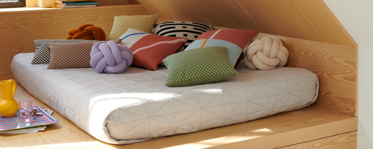 Hjelle Horisont Pillow