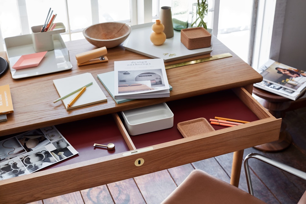 Edel Table