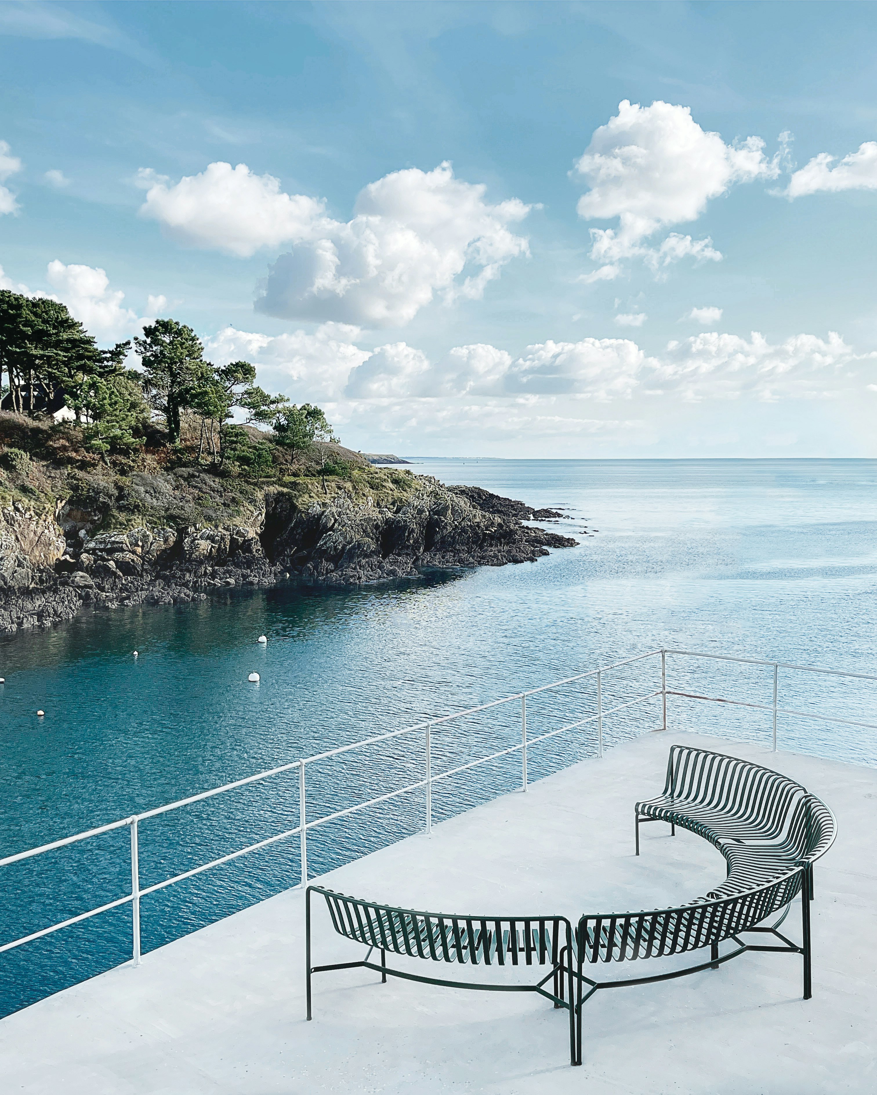 Palissade Park Dining Benches, Set of 2