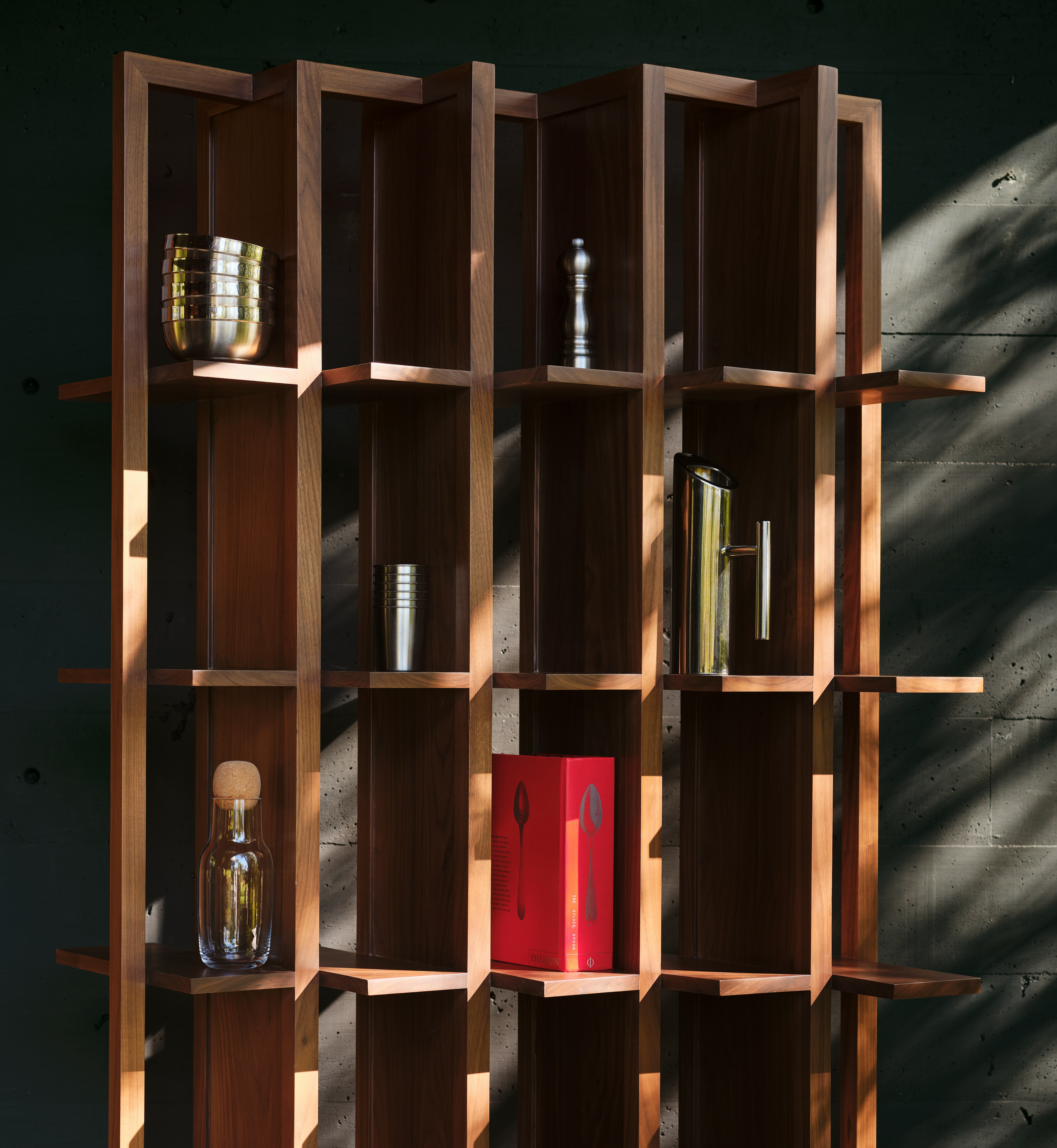 Transversal Bookshelf