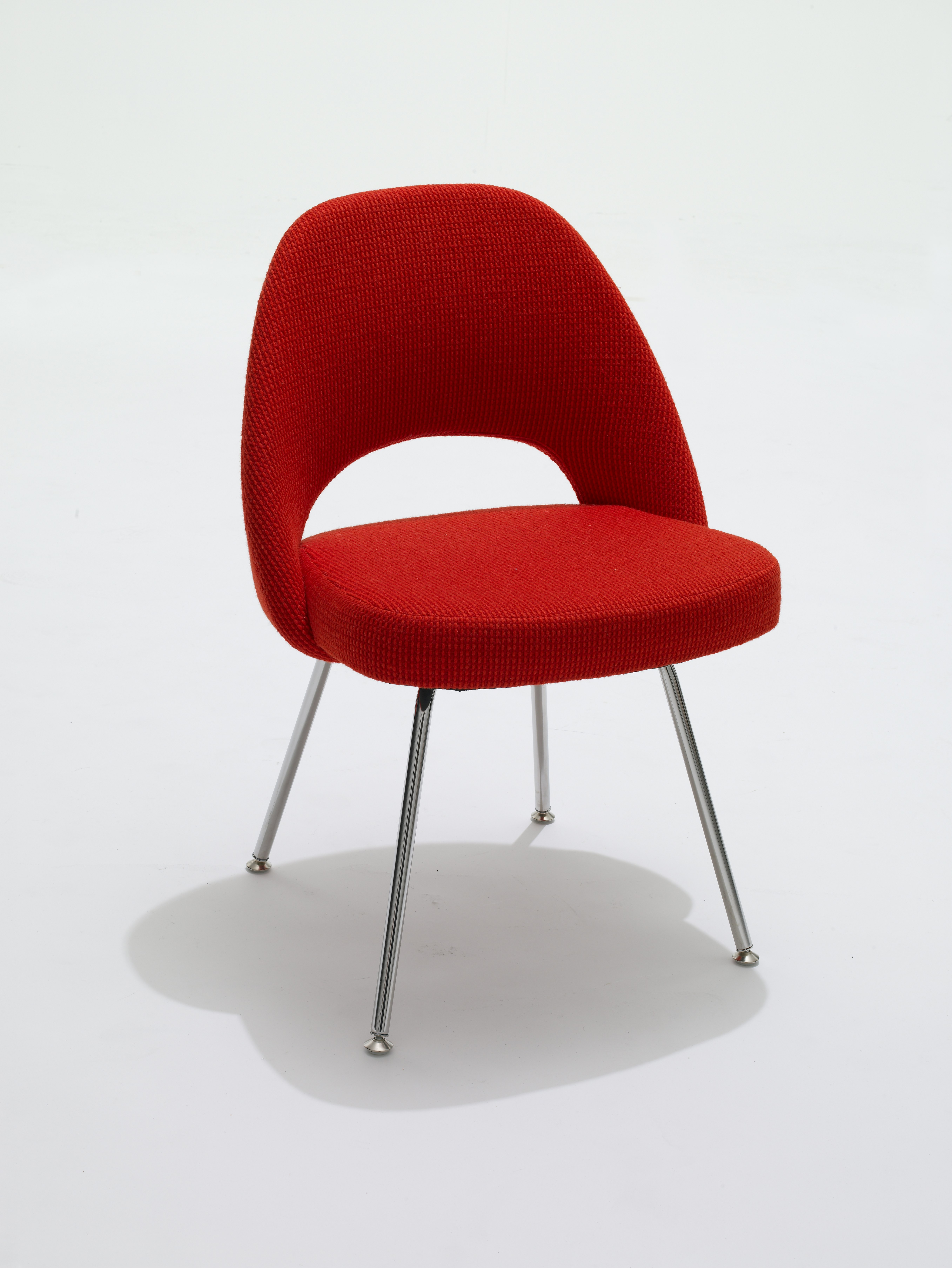 Knoll Saarinen Armless Executive Chair