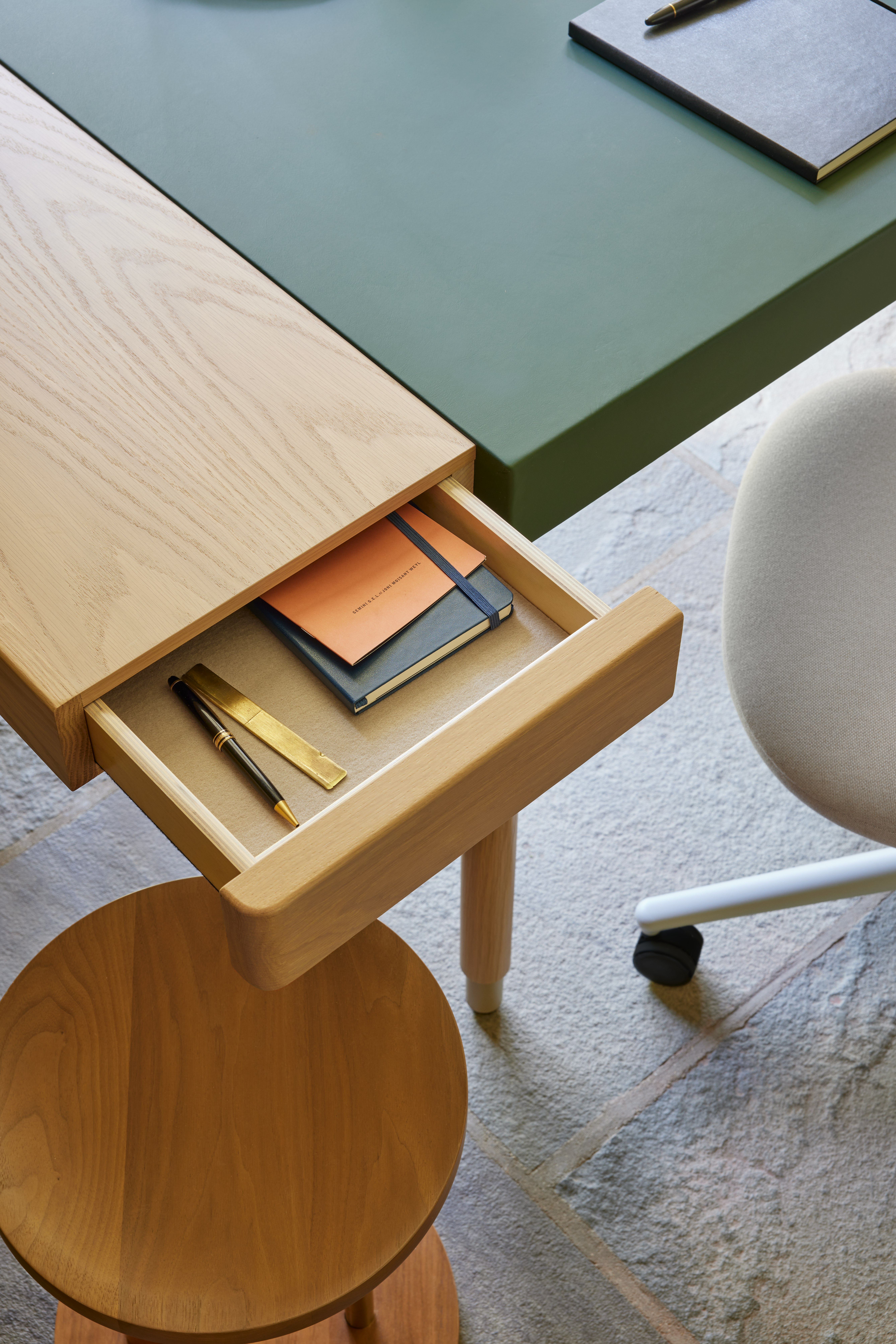 New Canaan Leatherwrap Sit-to-Stand Desk