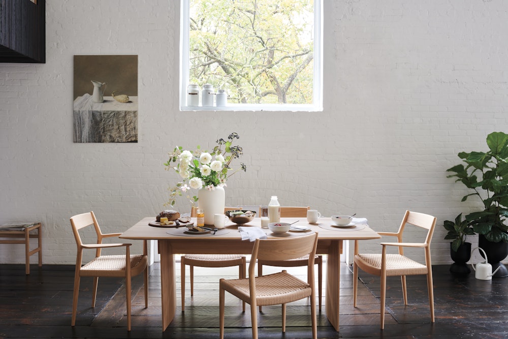 Karimoku Table