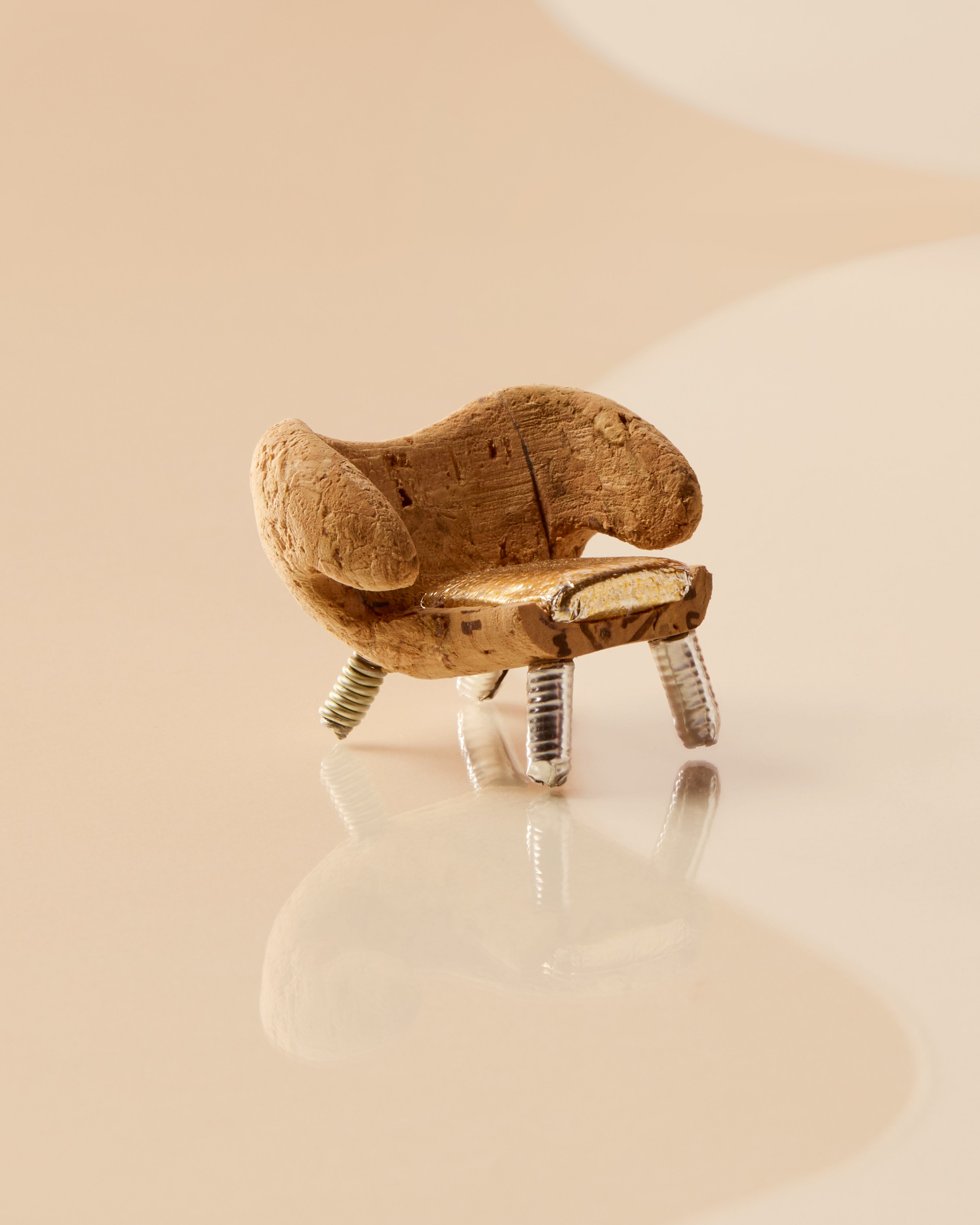 DWR Champagne Chair 2024