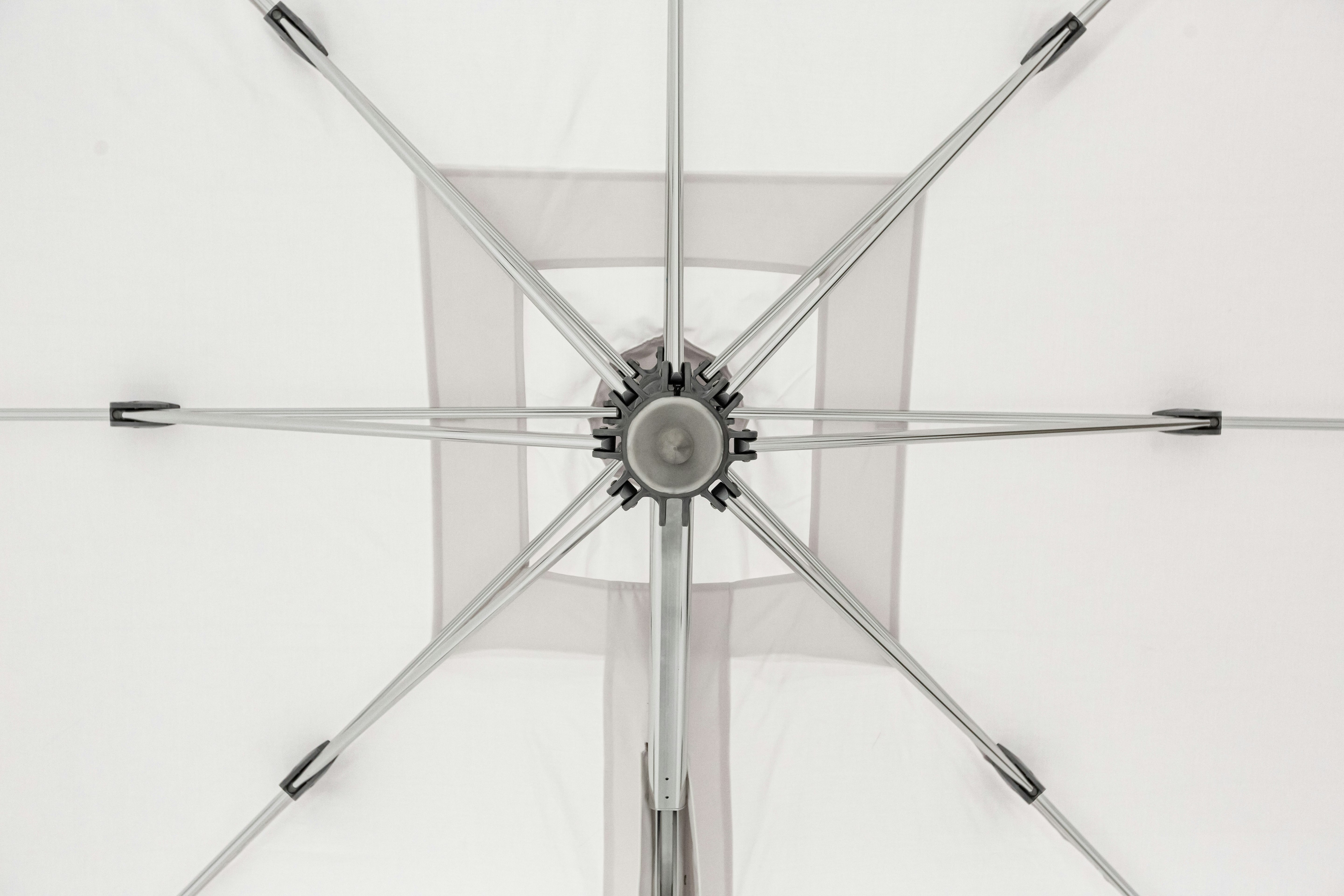 Tuuci Ocean Master Max Low-Profile Cantilever Umbrella w/Heating & Lighting