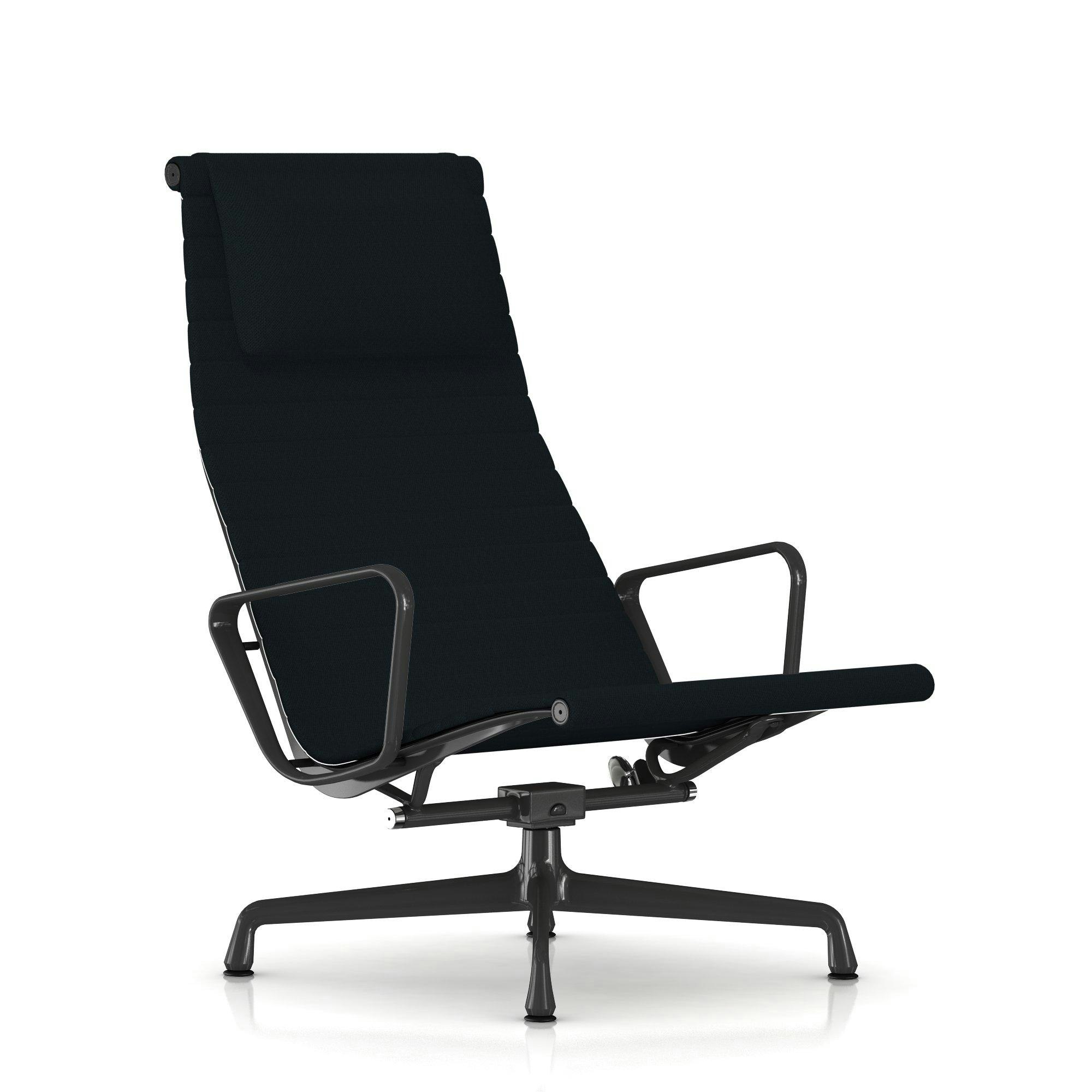 Eames Aluminum Group Lounge Chair