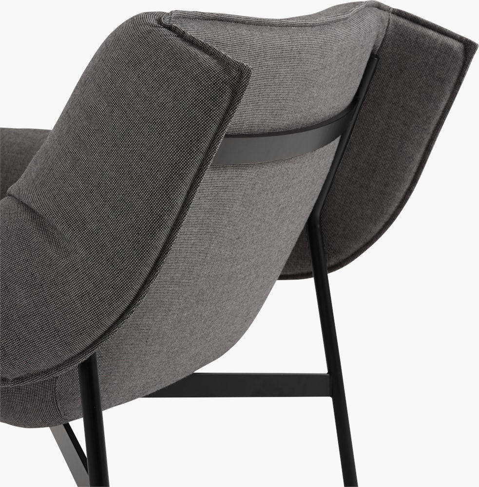 Wrap Lounge Chair