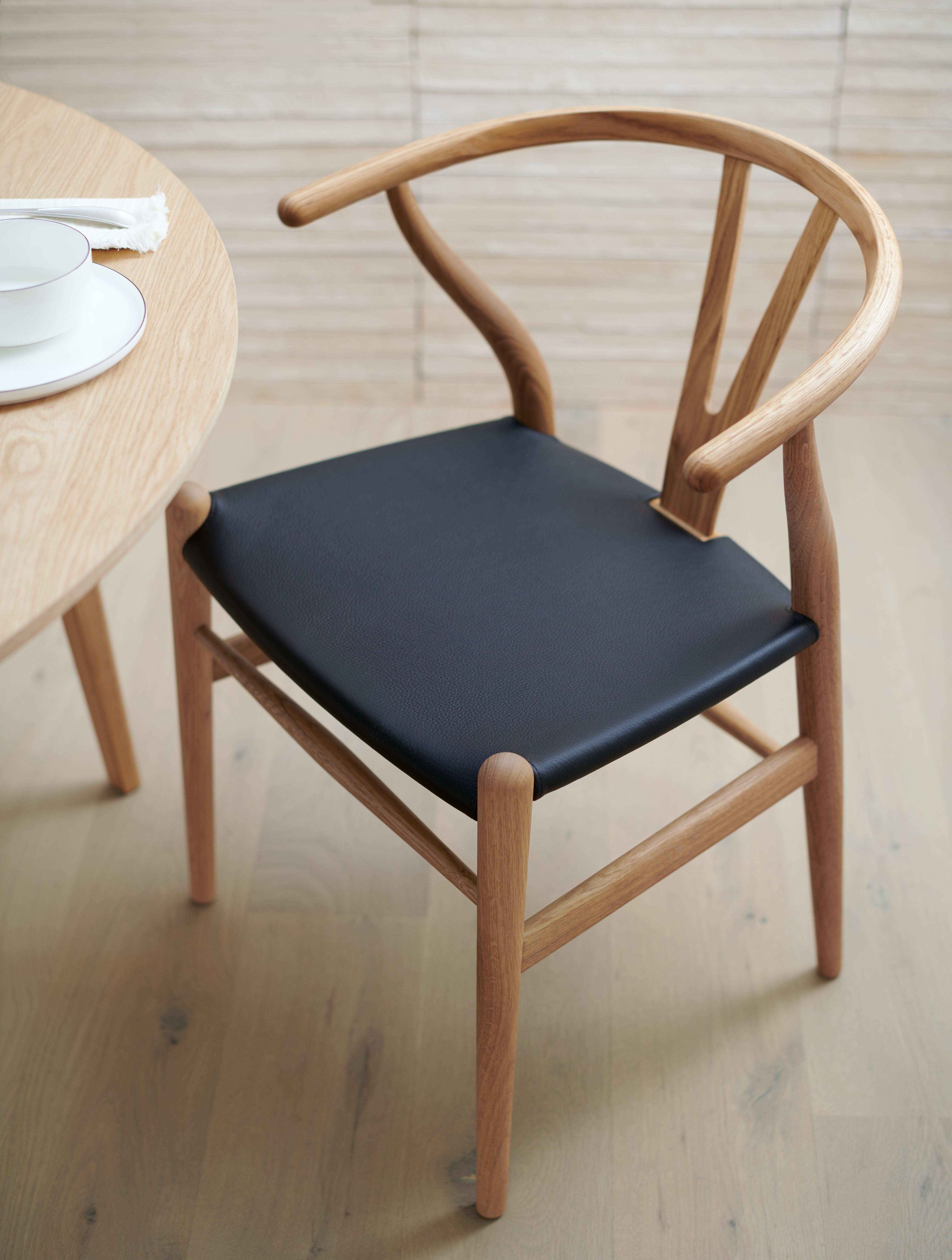 CH24 Wishbone Chair Leather Seat 