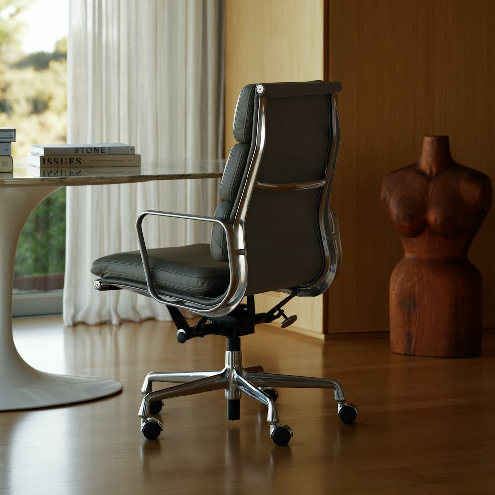 Eames Soft Pad Executive Chair