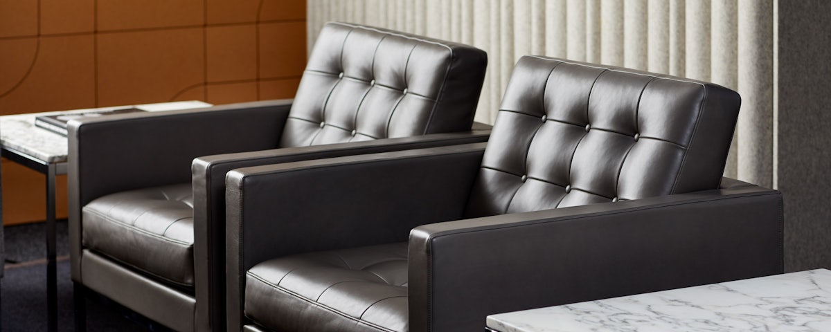Florence Knoll™ Relaxed Lounge Chair
