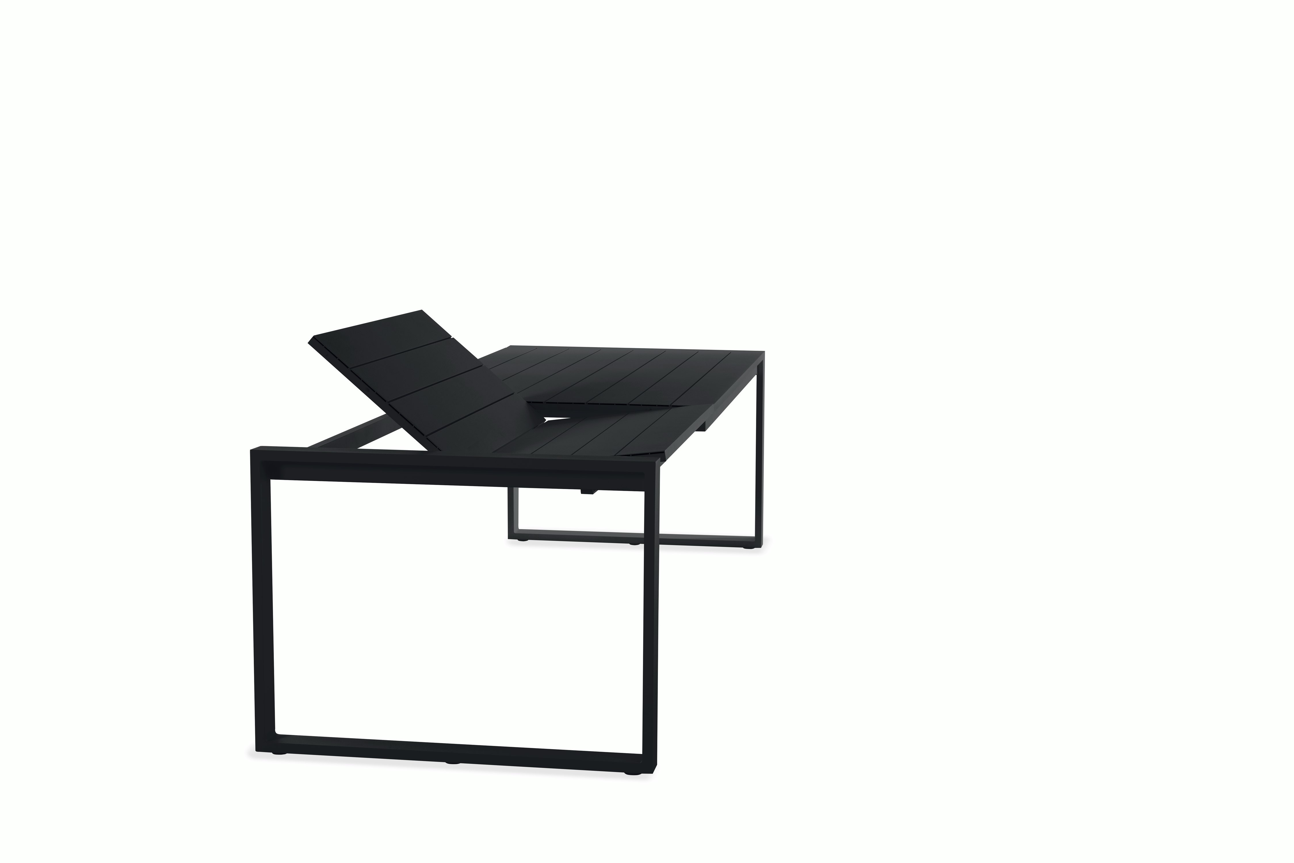 Eos Extension Dining Table
