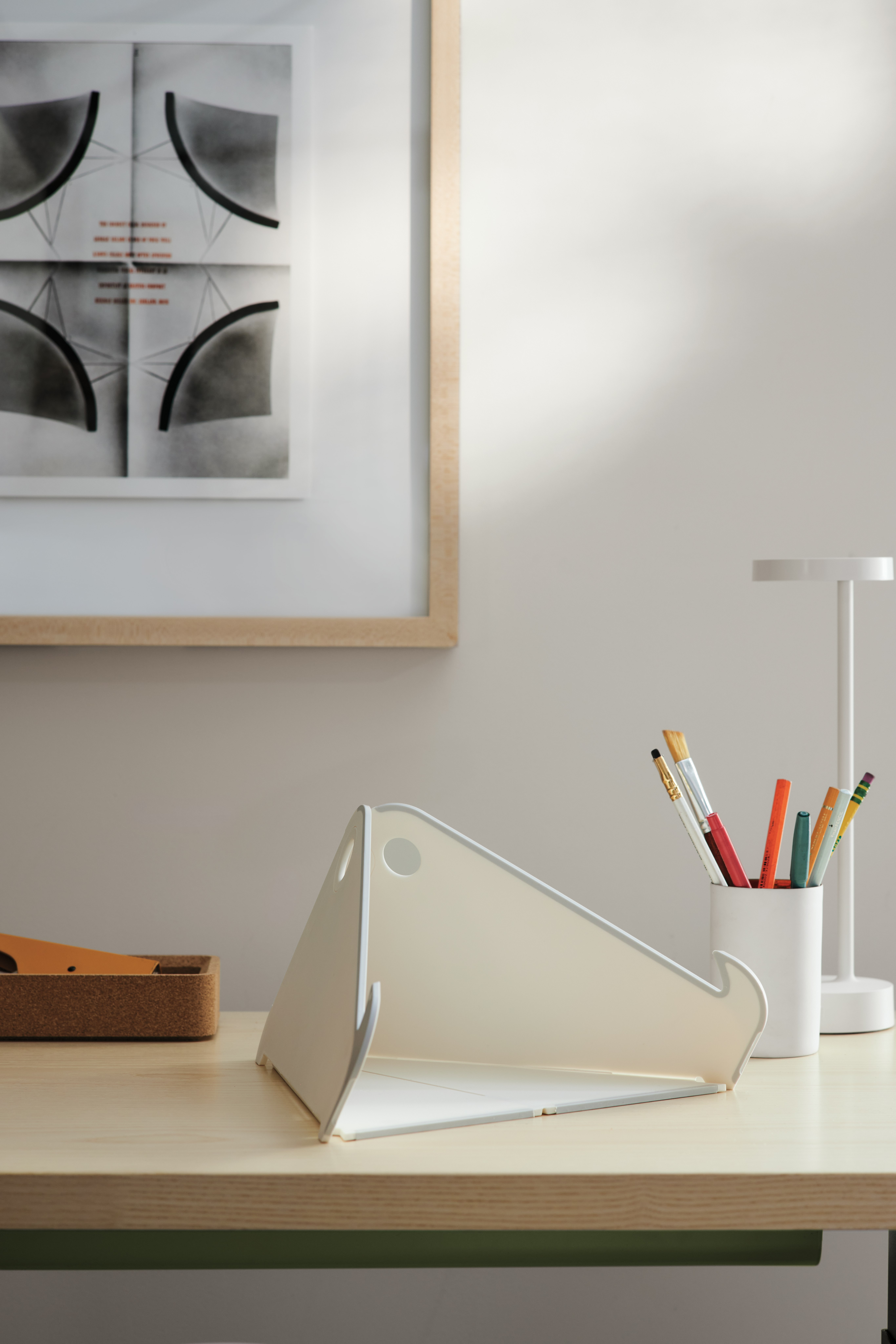 Oripura Laptop Stand