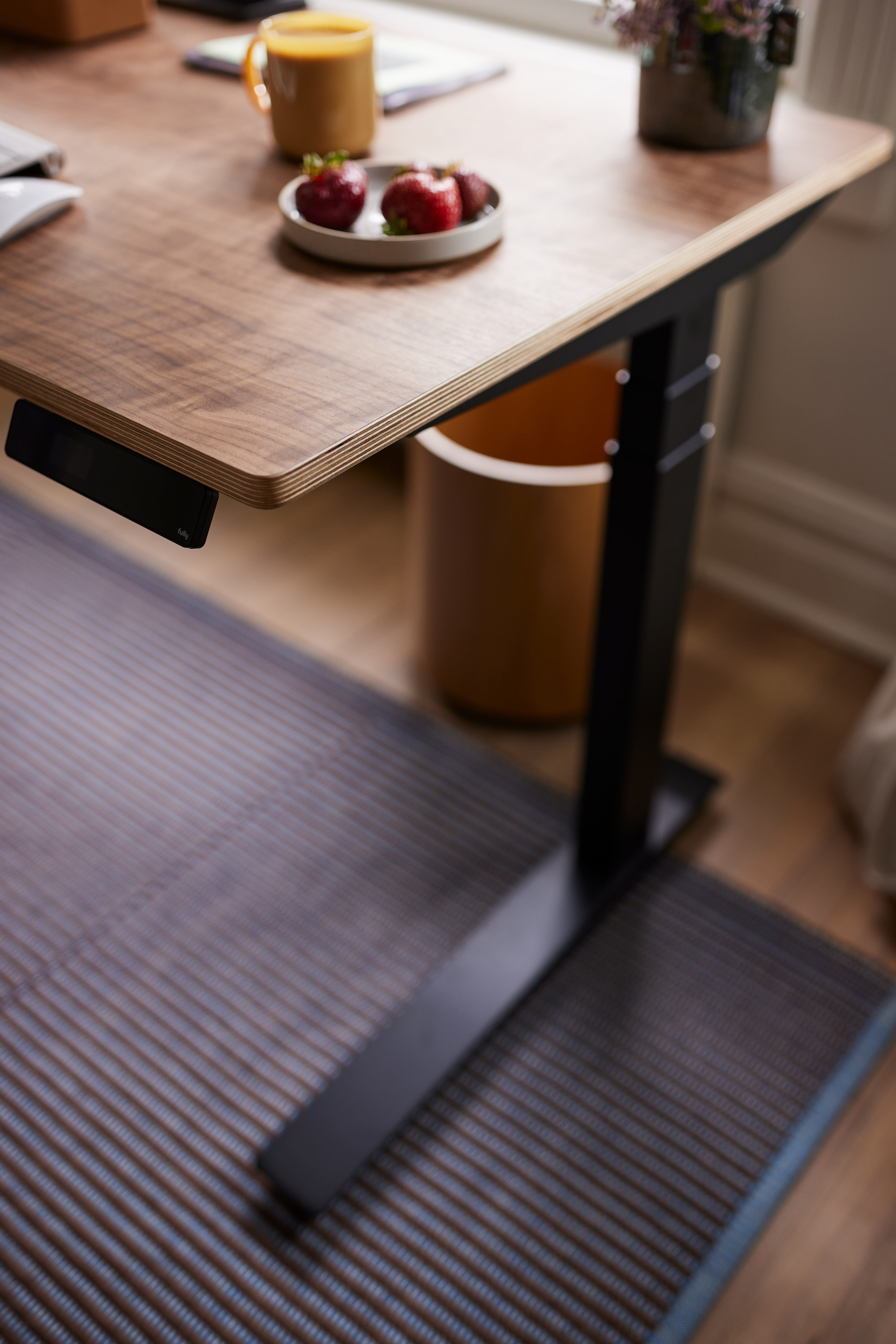 Jarvis Laminate Standing Desk