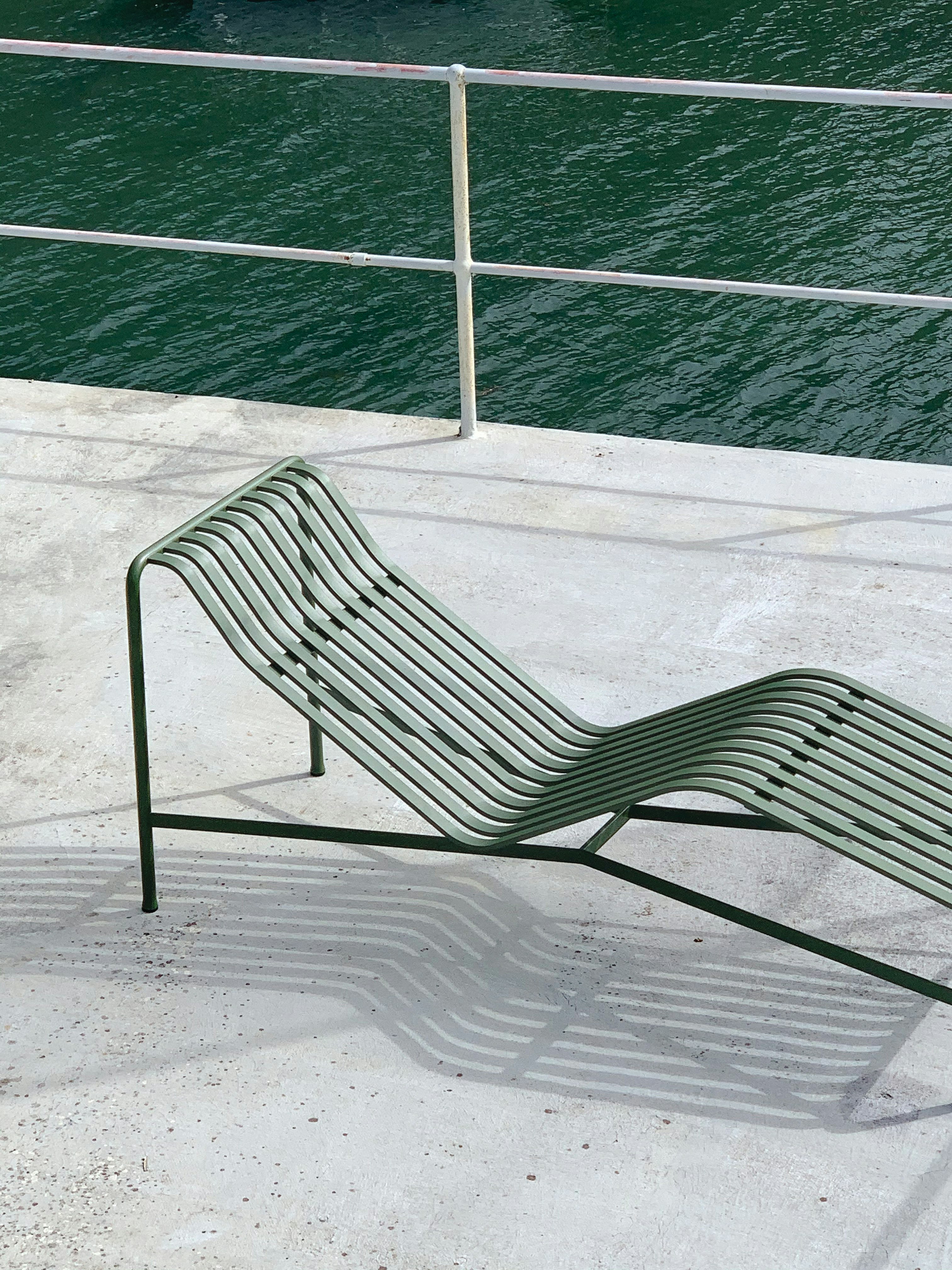 Palissade Chaise Lounge Chair
