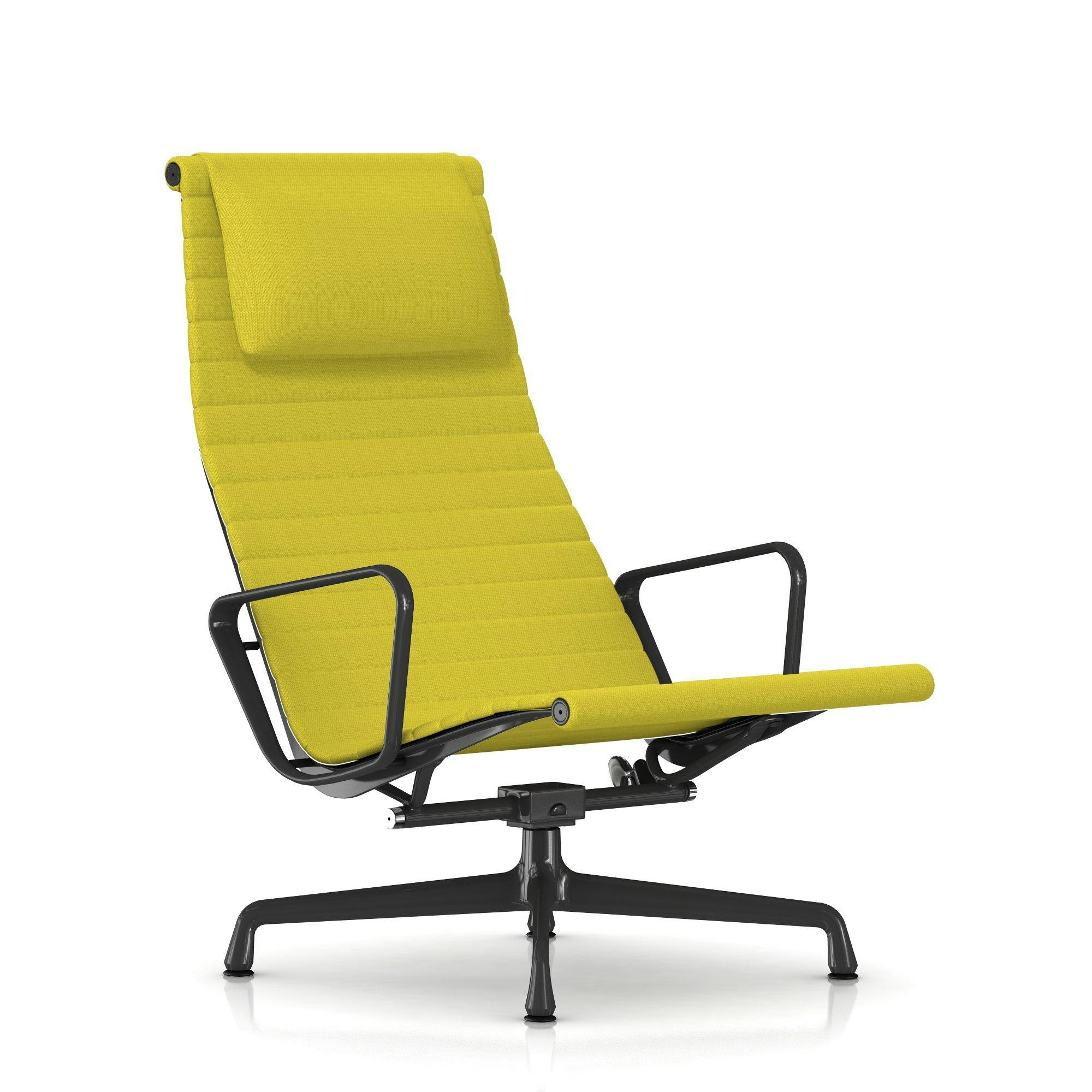 Eames Aluminum Group Lounge Chair