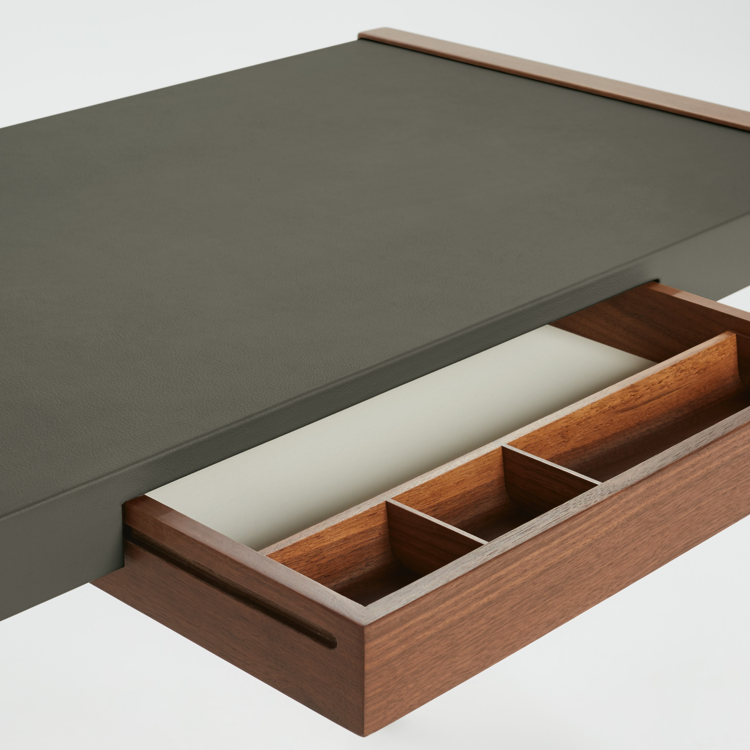 Risom Desk