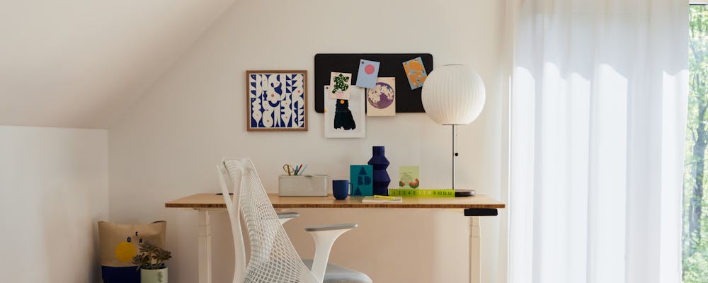 Jarvis Bamboo Standing Desk and Sayl chair