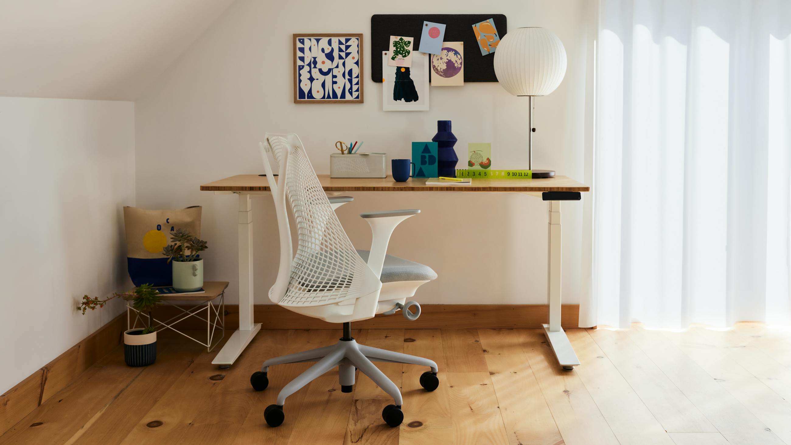 Jarvis Bamboo Standing Desk and Sayl chair