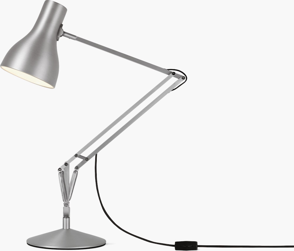 Type 75 Desk Lamp