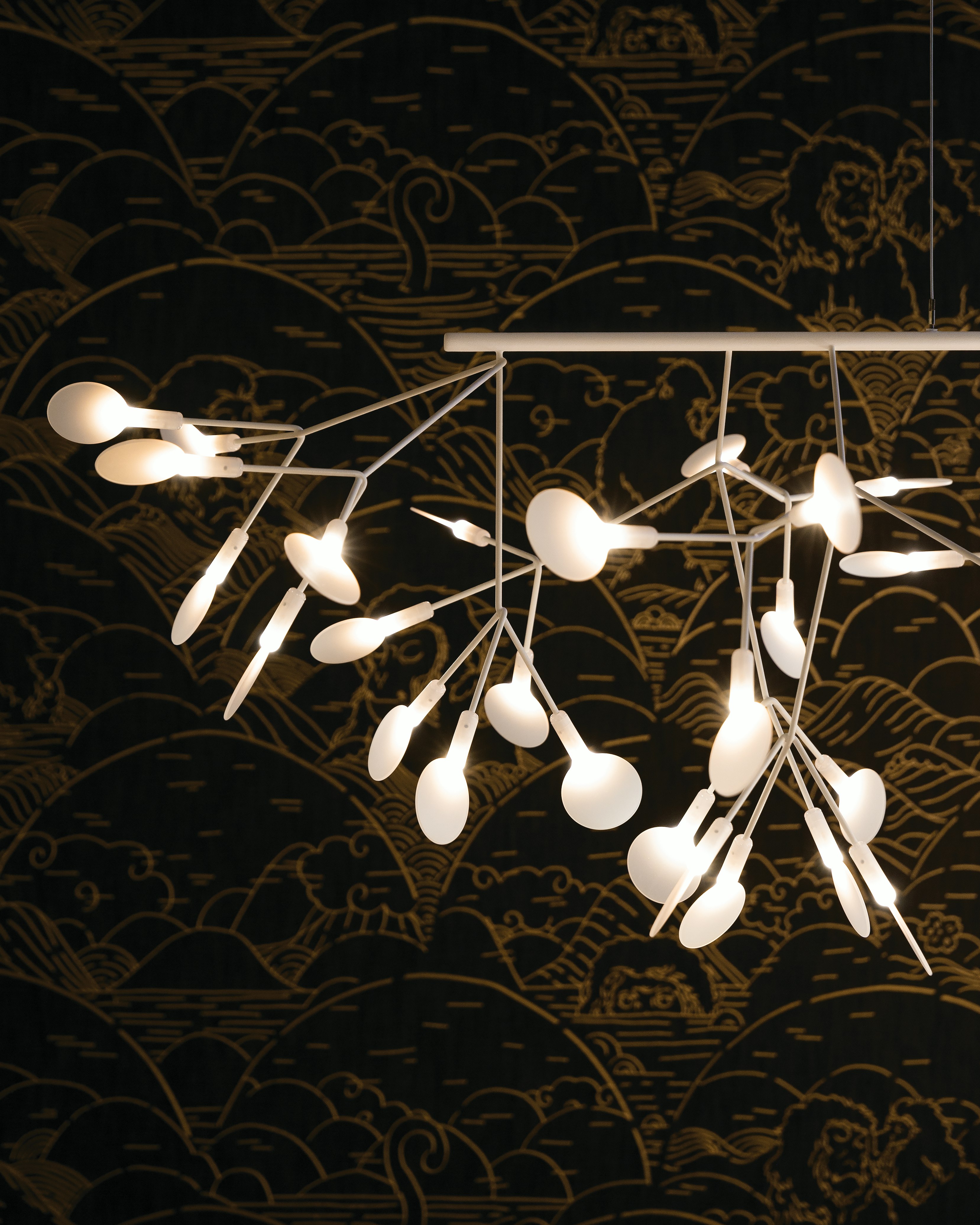 Heracleum Linear III Pendant
