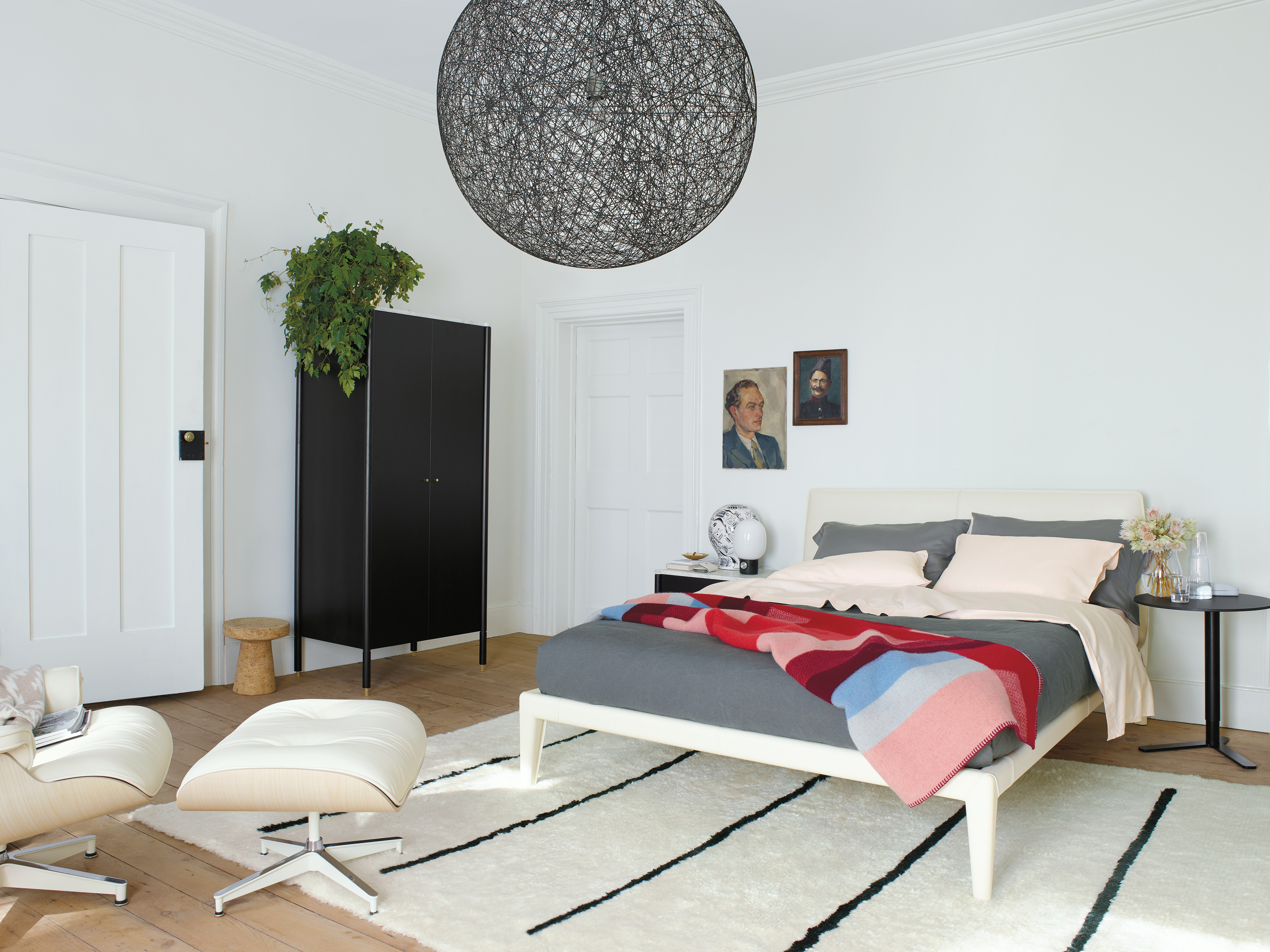Vella Bed