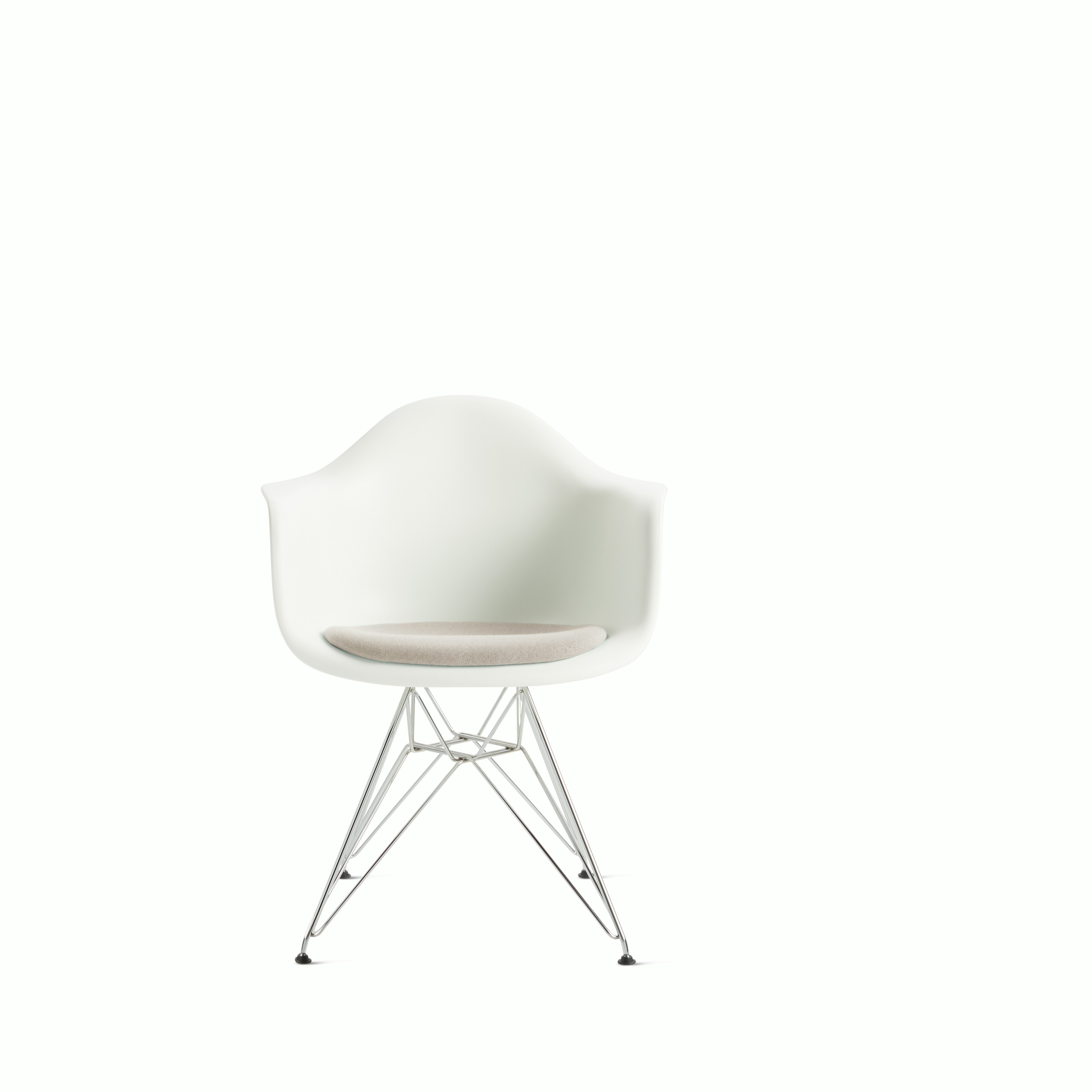 Eames Shell Armhair with Seat Pad (DWR)