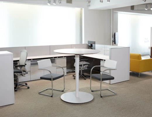 Height Adjustable Table Height Adjustable Table with Moment Side Chair