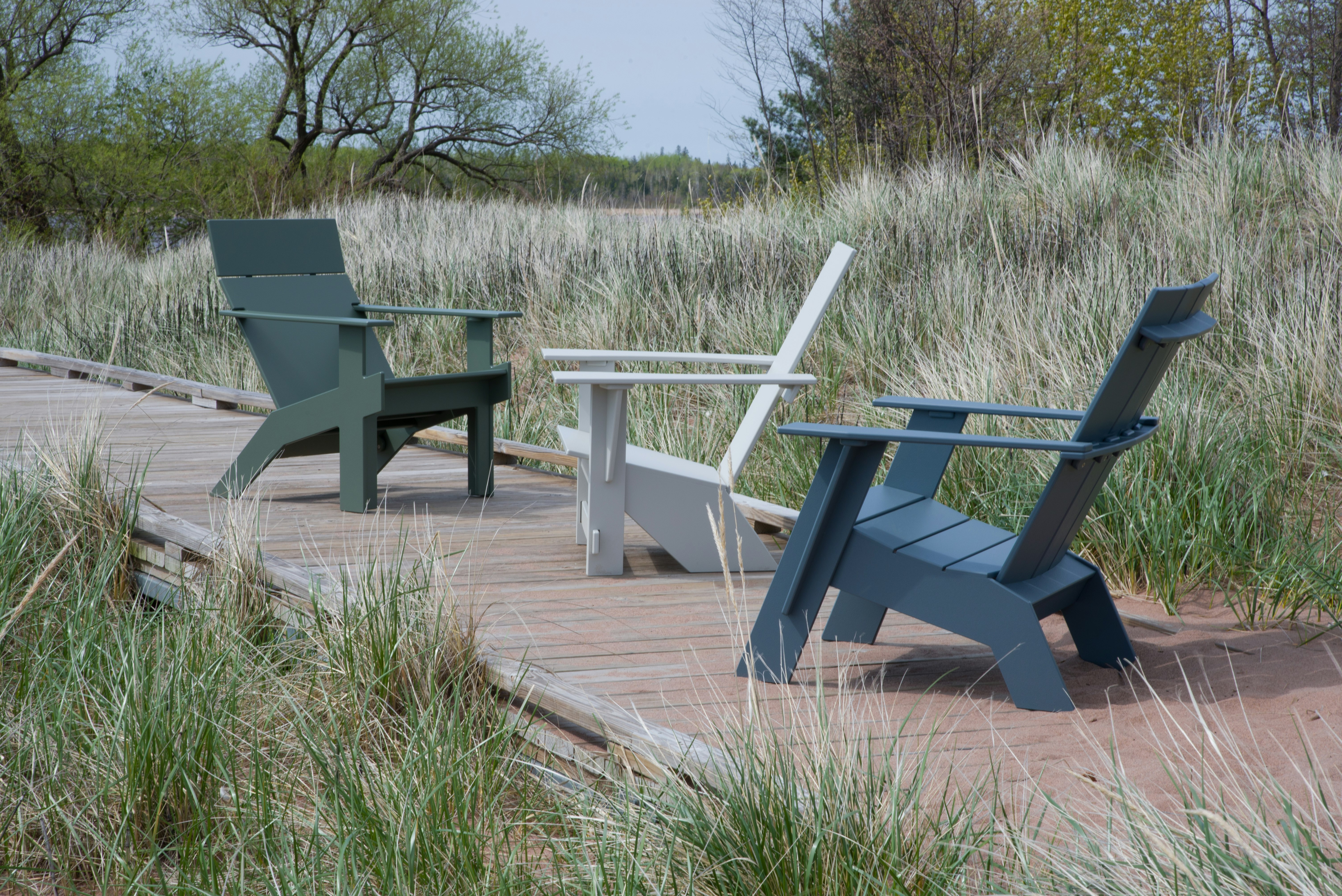 Lollygagger Lounge Chair