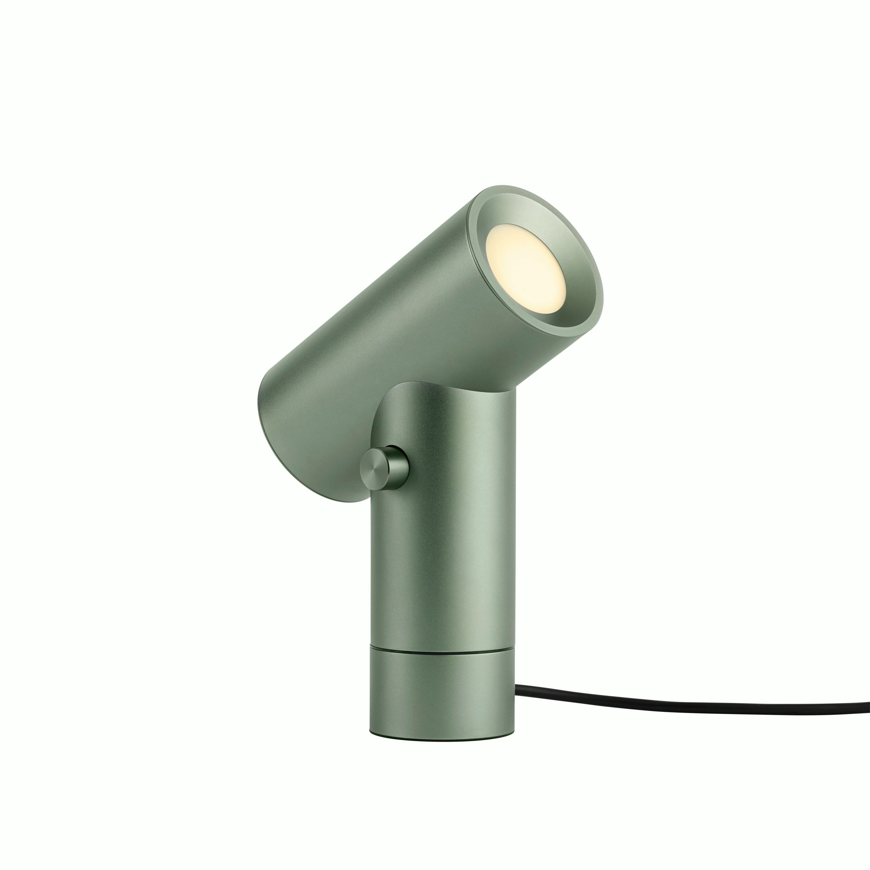 Beam lamp green uplight Muuto 5000x5000