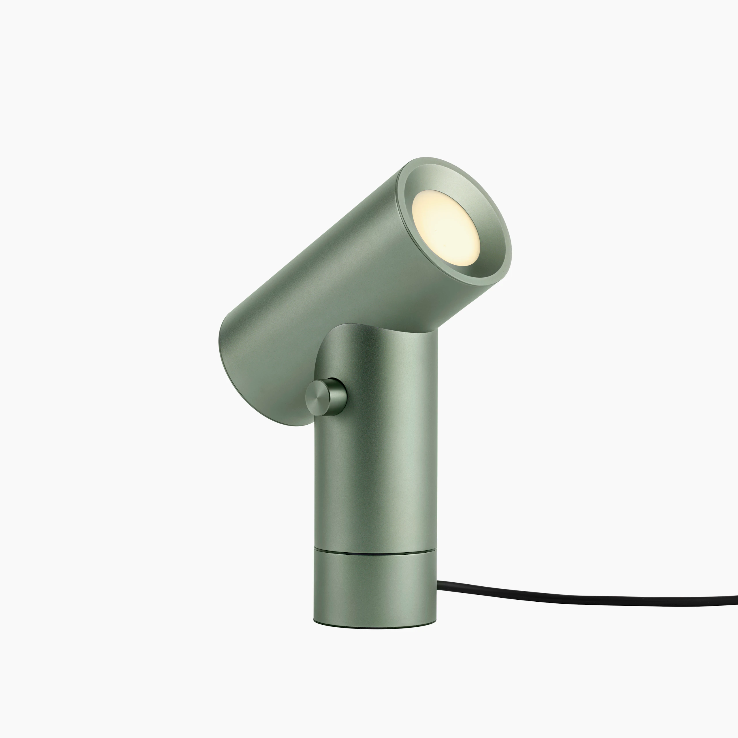 Beam lamp green uplight Muuto 5000x5000