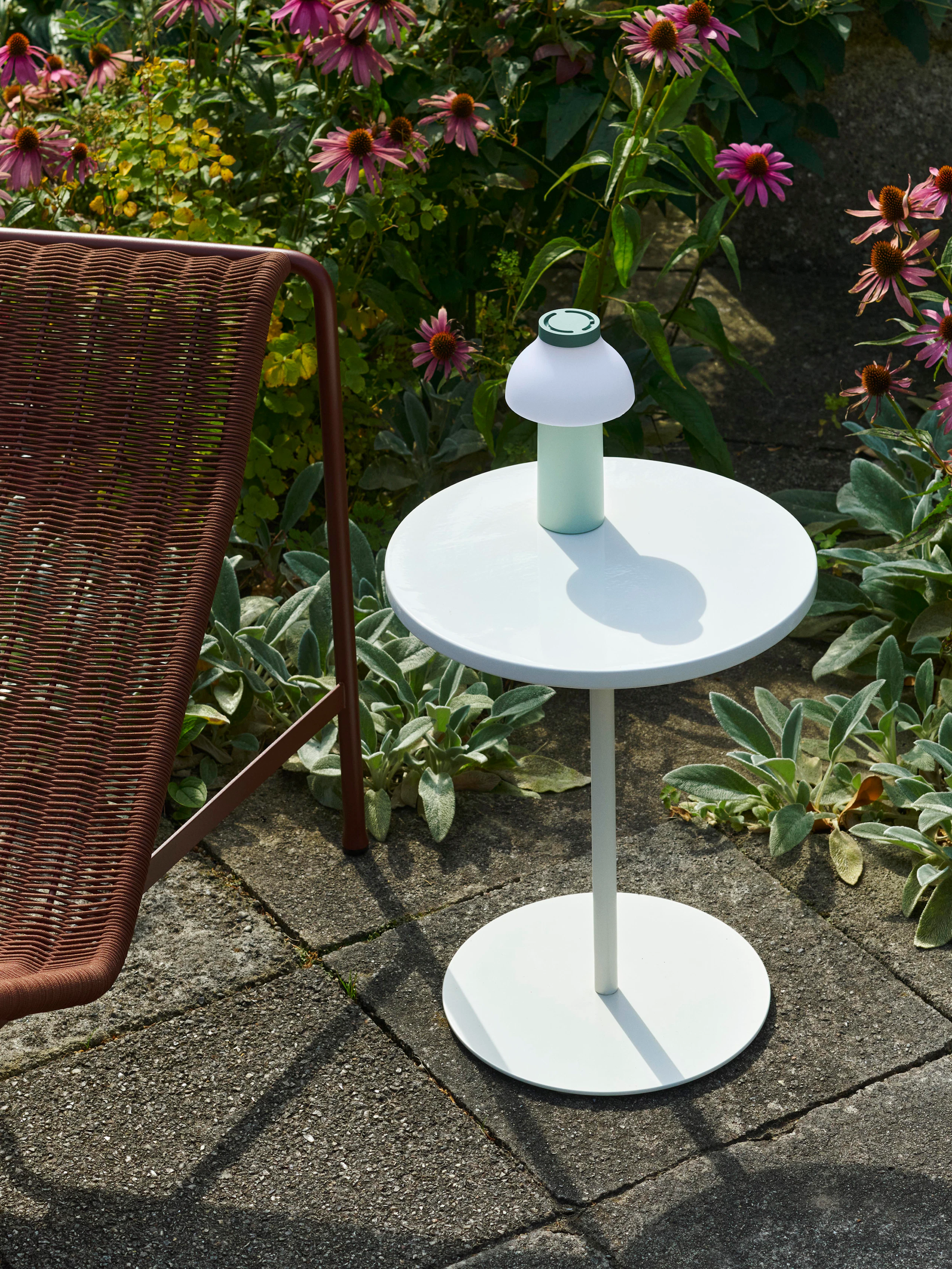 Pyro Side Table - Eggshell Ceramic Top, Cream White Base