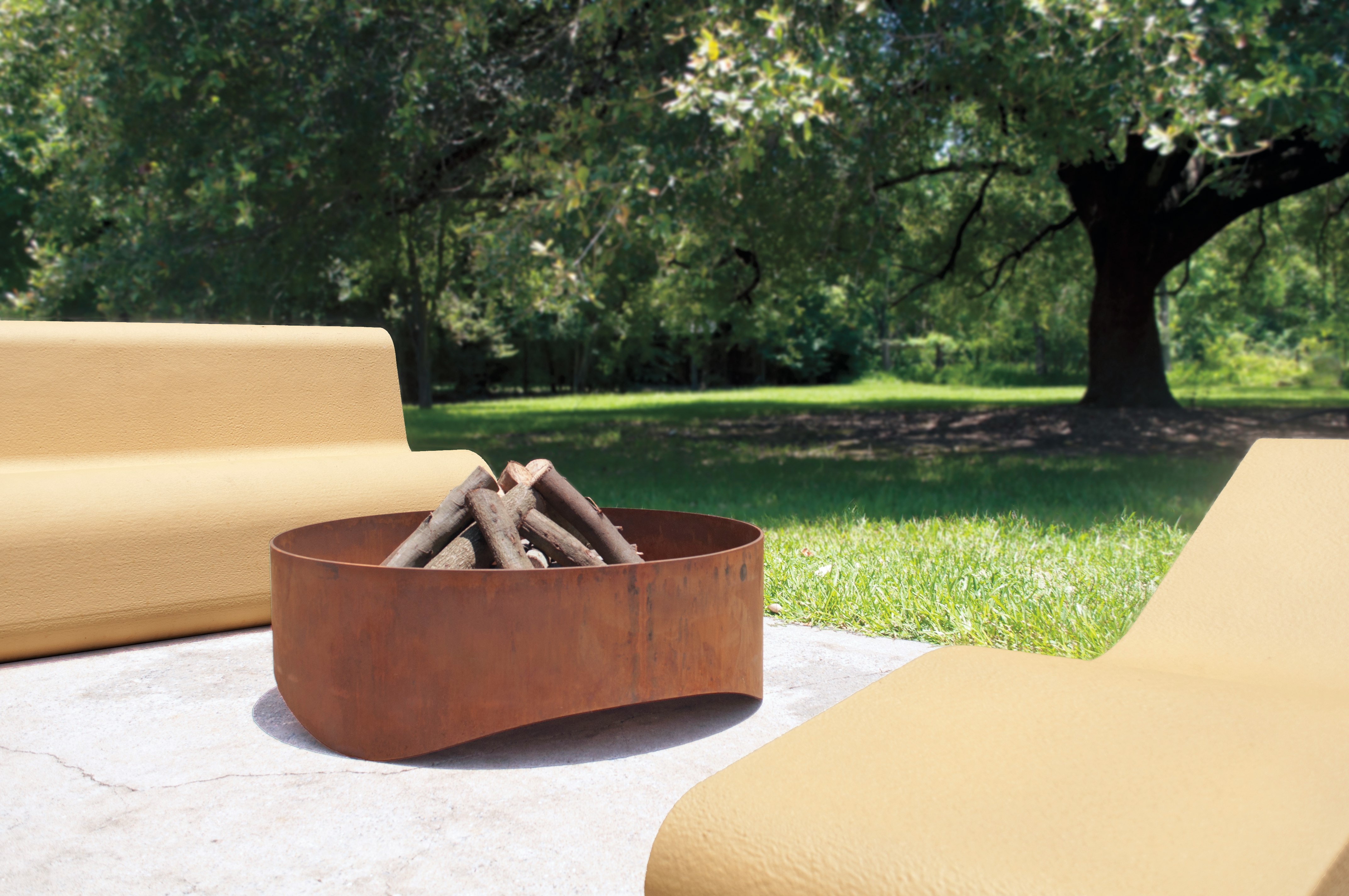 Plodes Wave Fire Pit