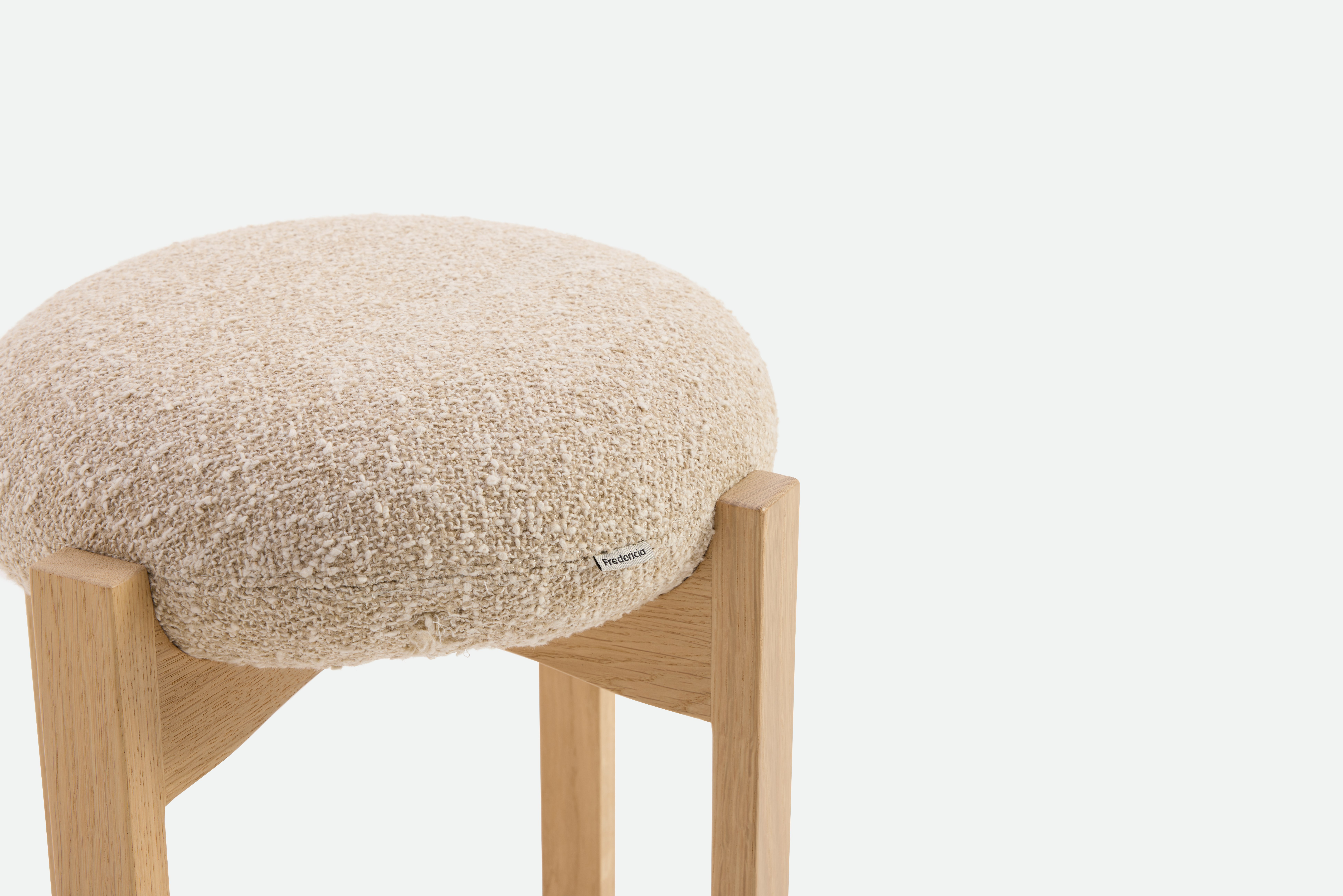 Pioneer Counterstool