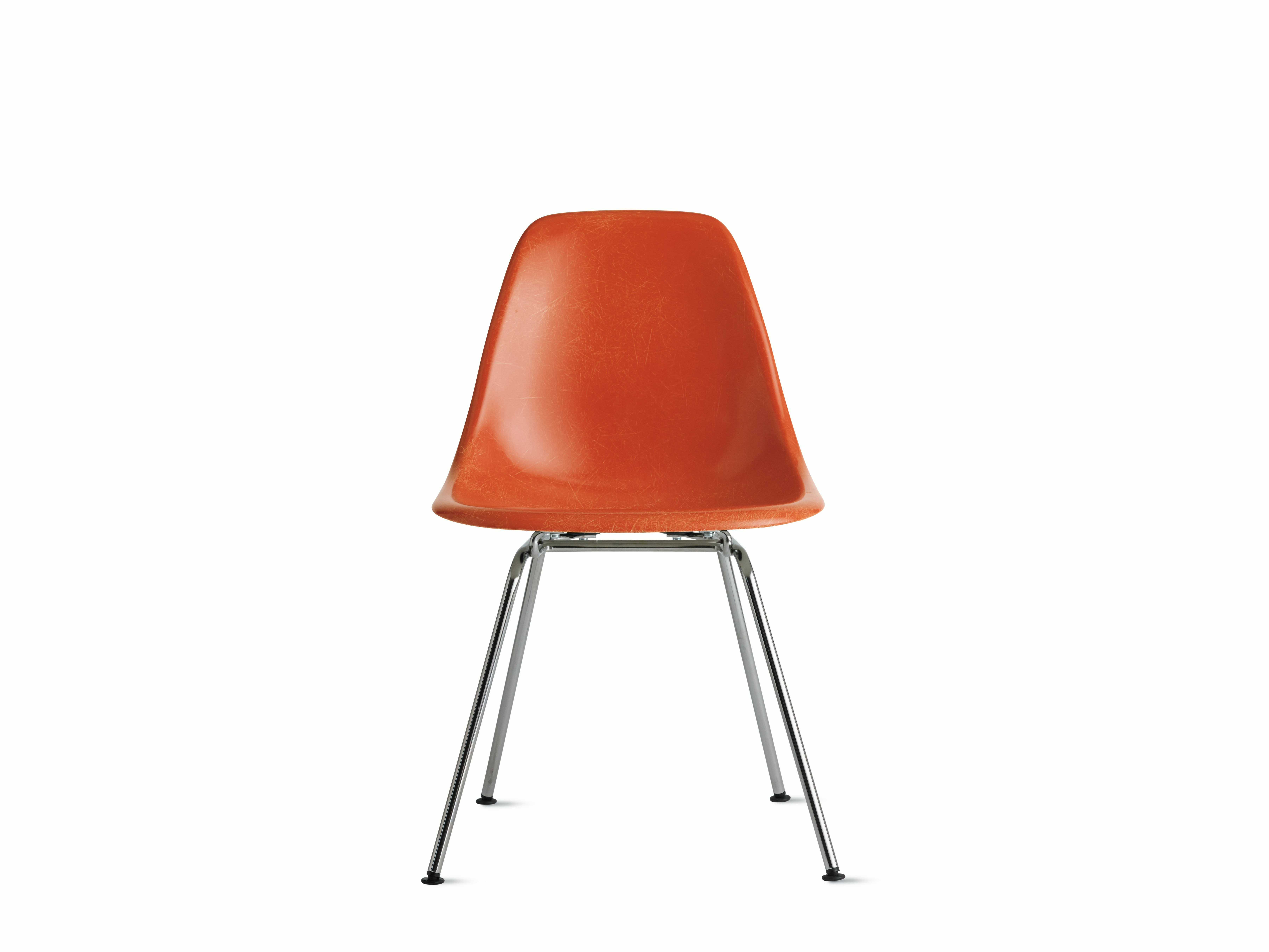 Eames Molded Fiberglass Side Chair